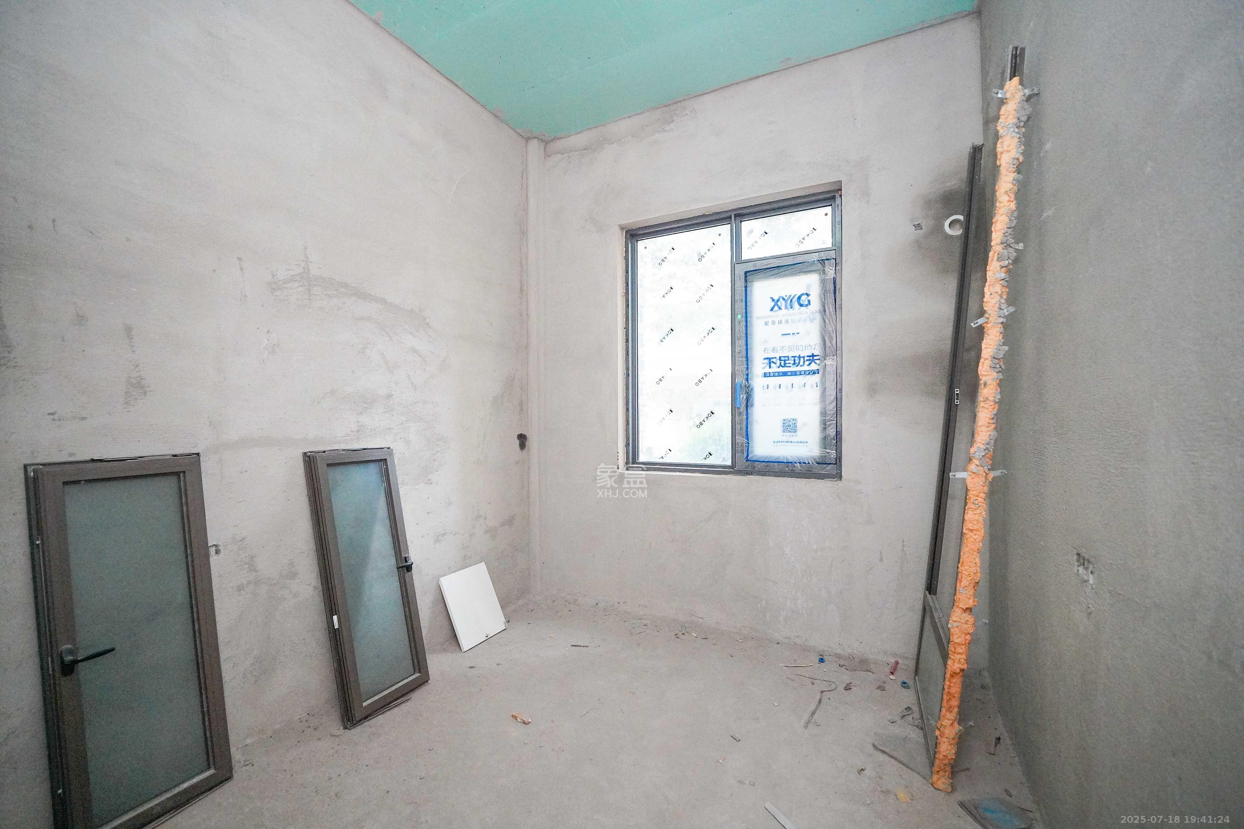 碧桂园公园壹号(凯怡茗苑)  5室2厅4卫    286.0万 碧桂园公园壹号(凯怡茗苑)  5室2厅4卫    286.0万卧室