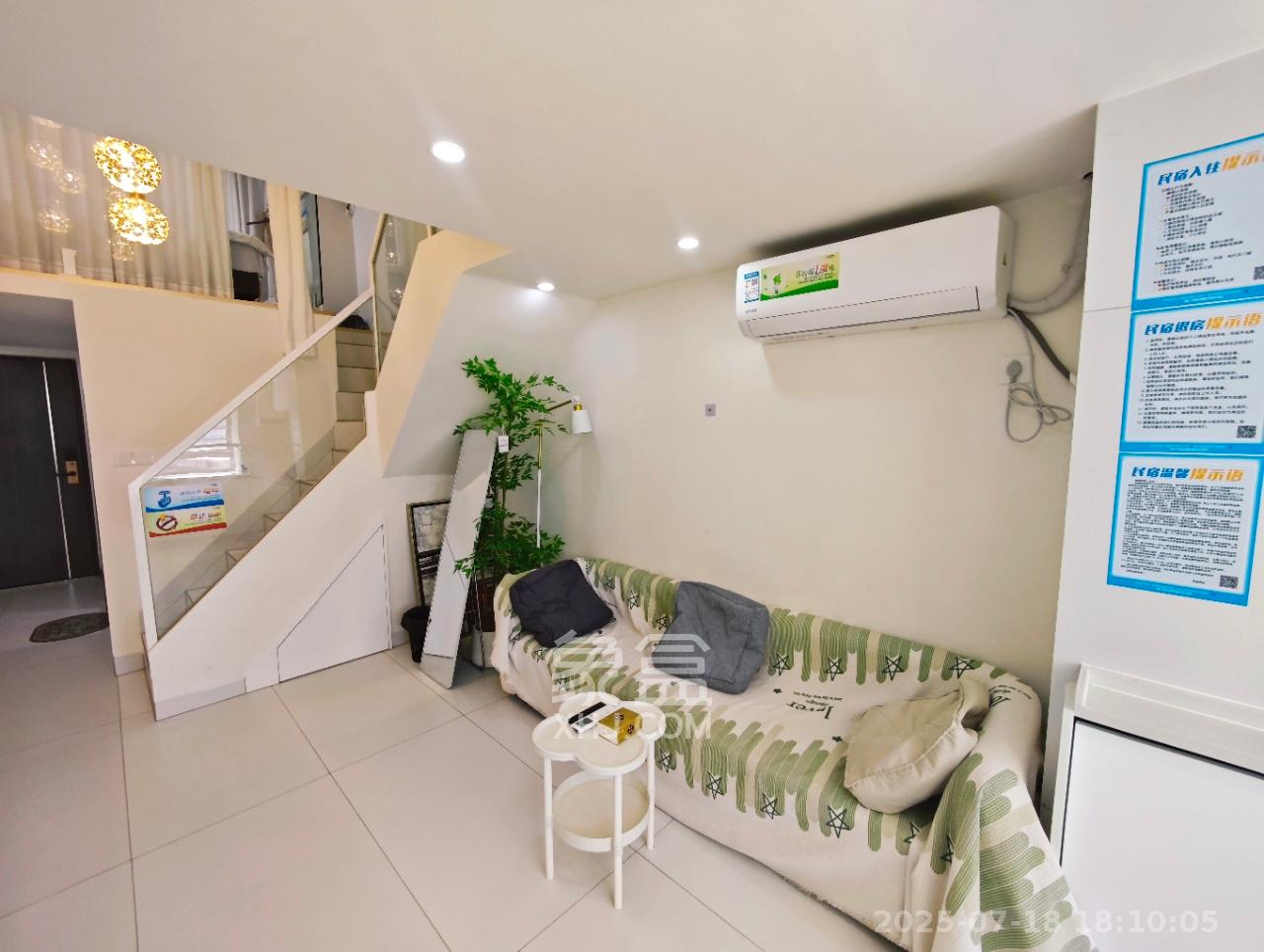 复地滨江金融中心 2室1厅1卫 2600.0元/月 复地滨江金融中心 2室1厅1卫 2600.0元/月室内图