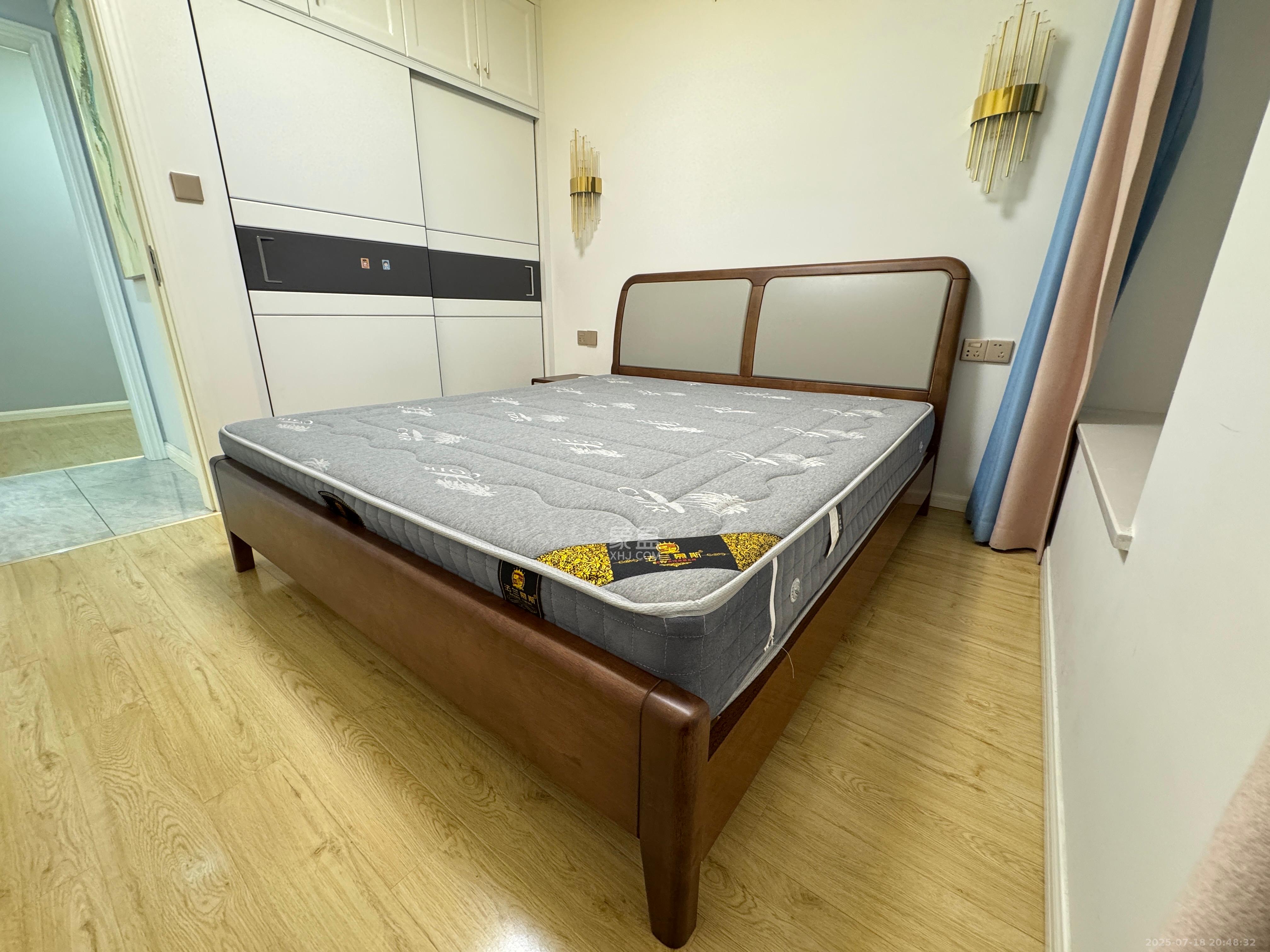 北辰三角洲C2区  3室1厅1卫   3900.00元/月室内图