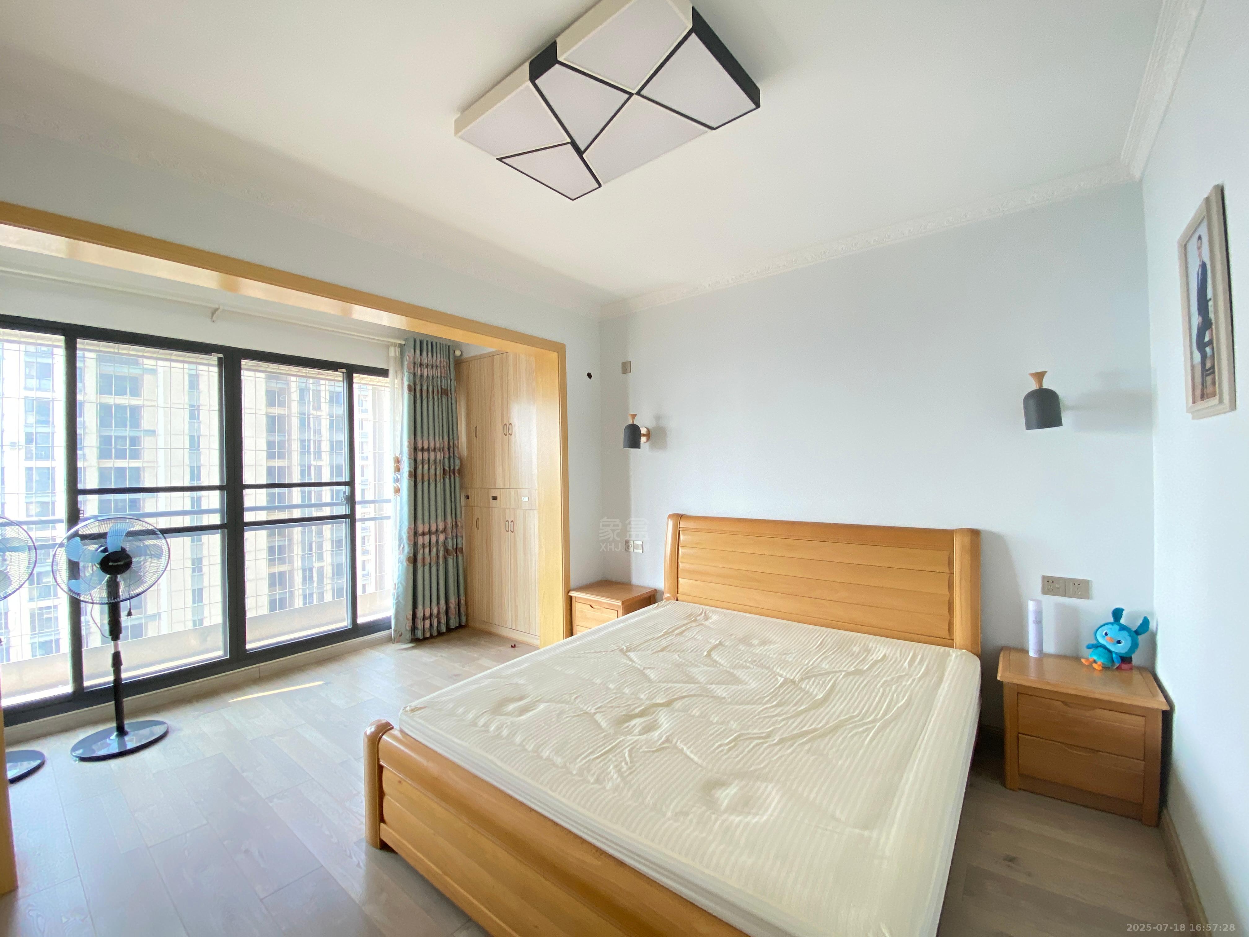 岭秀天下 2室2厅1卫 1500.0元/月 岭秀天下 2室2厅1卫 1500.0元/月室内图