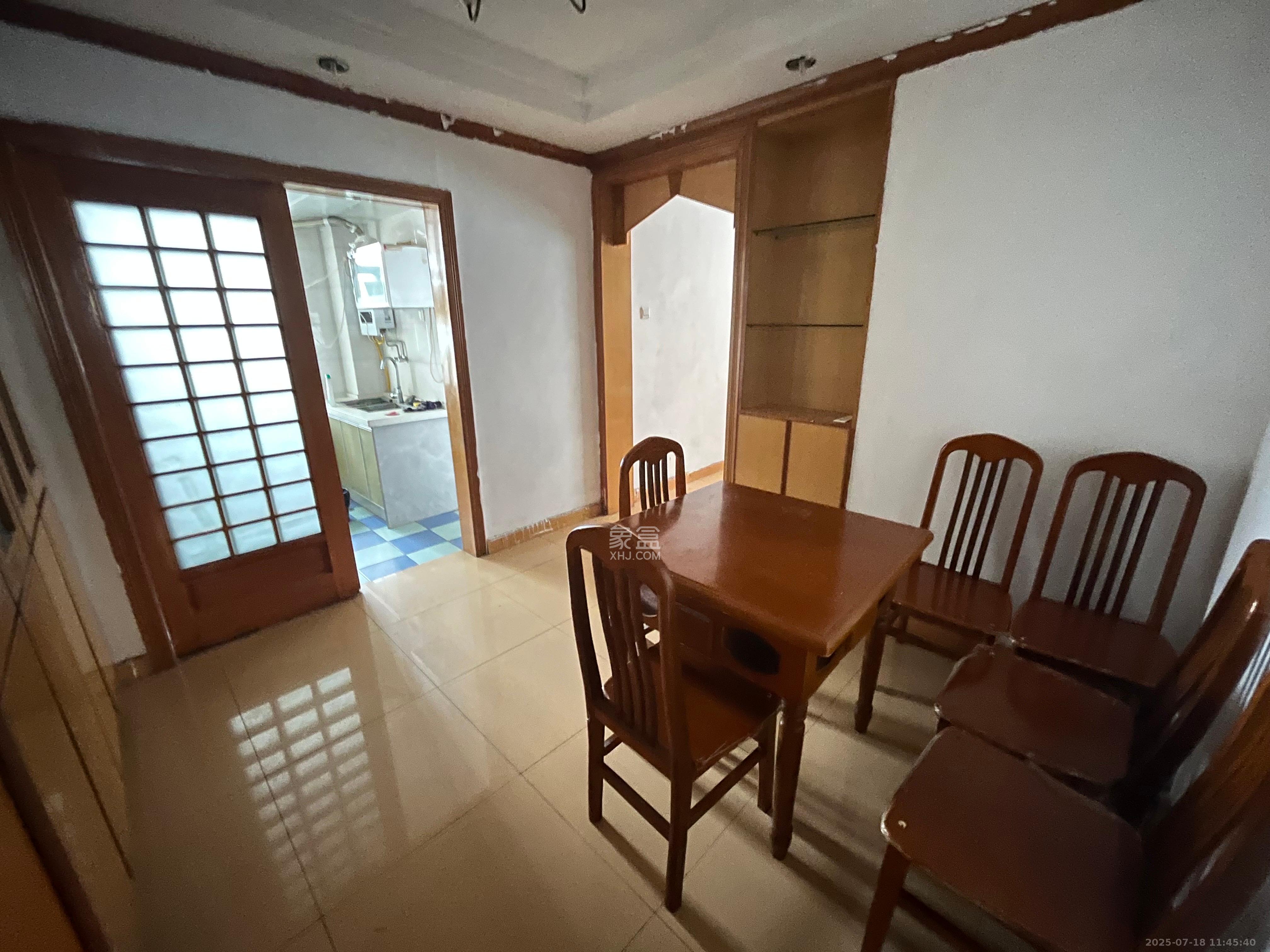 建行芙蓉支行宿舍  3室2厅2卫   3200.00元/月室内图