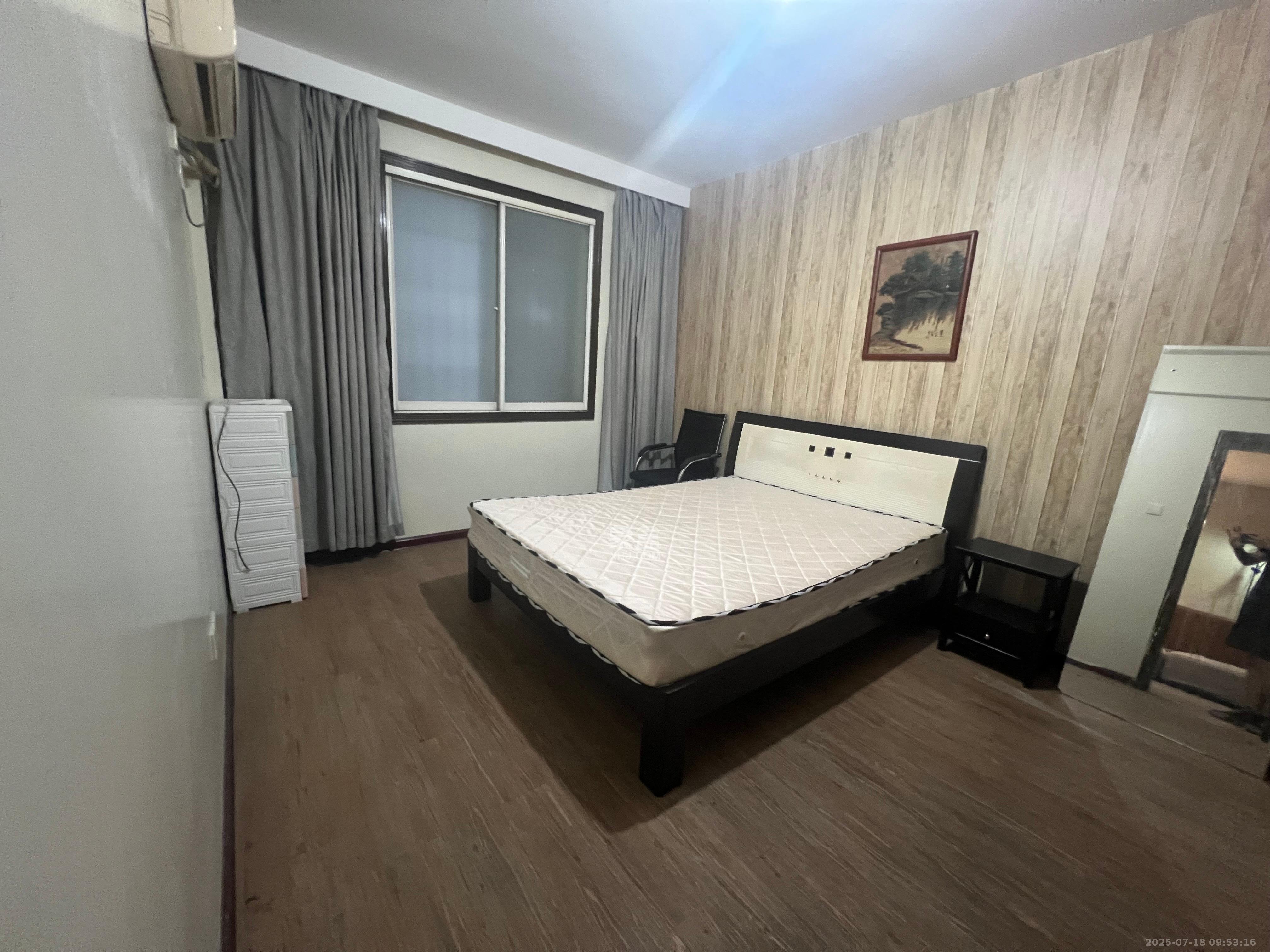 新世界商贸城 2室1厅1卫 2800.0元/月 新世界商贸城 2室1厅1卫 2800.0元/月室内图