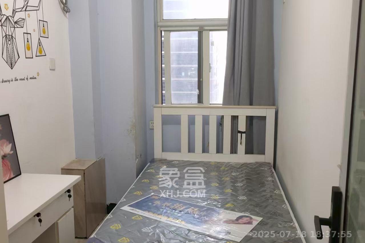 北辰三角洲C2区 3室2厅2卫 155.0万 北辰三角洲C2区 3室2厅2卫 155.0万卧室