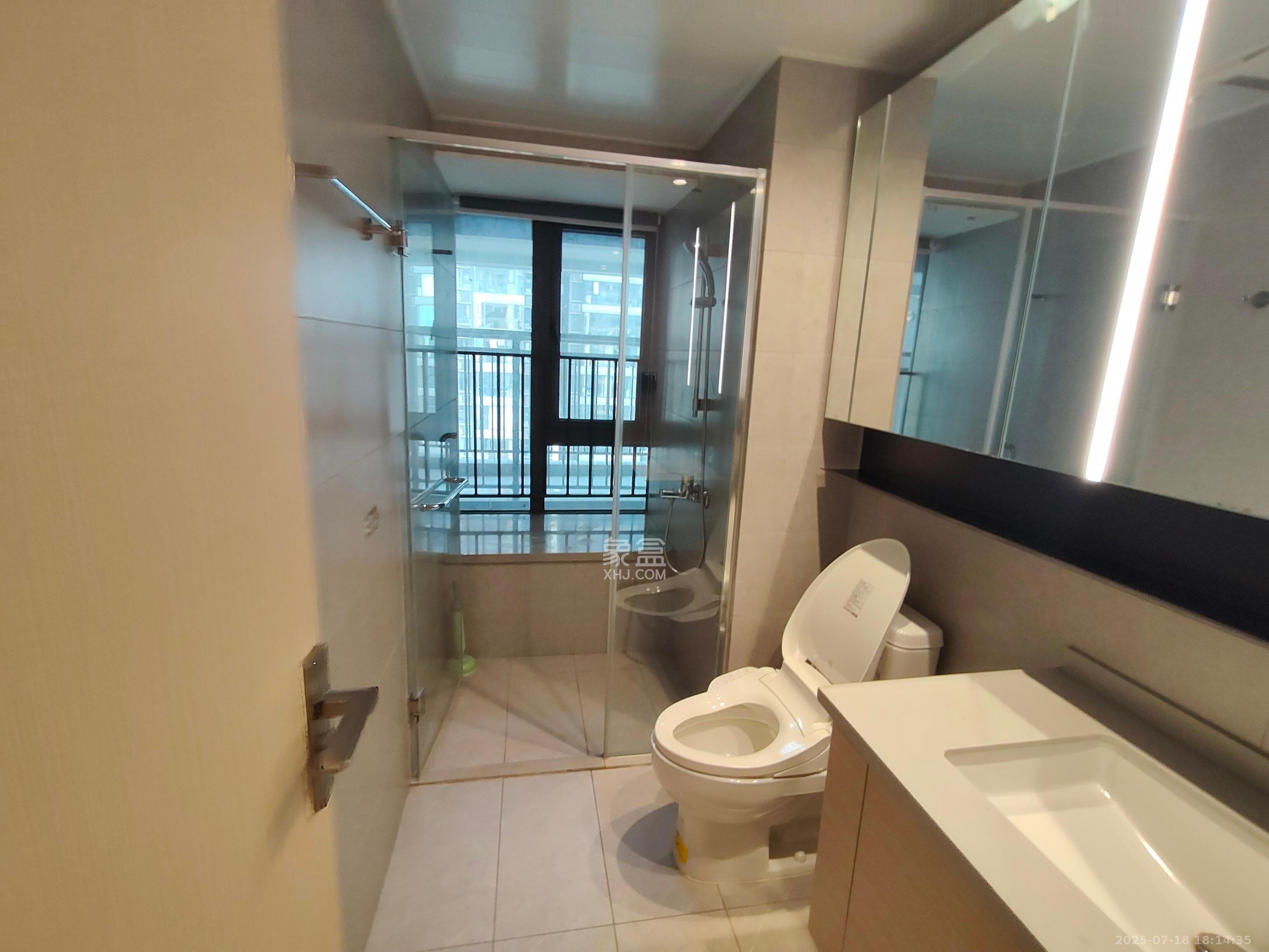时代梅溪领峰  3室2厅2卫   3500.00元/月室内图