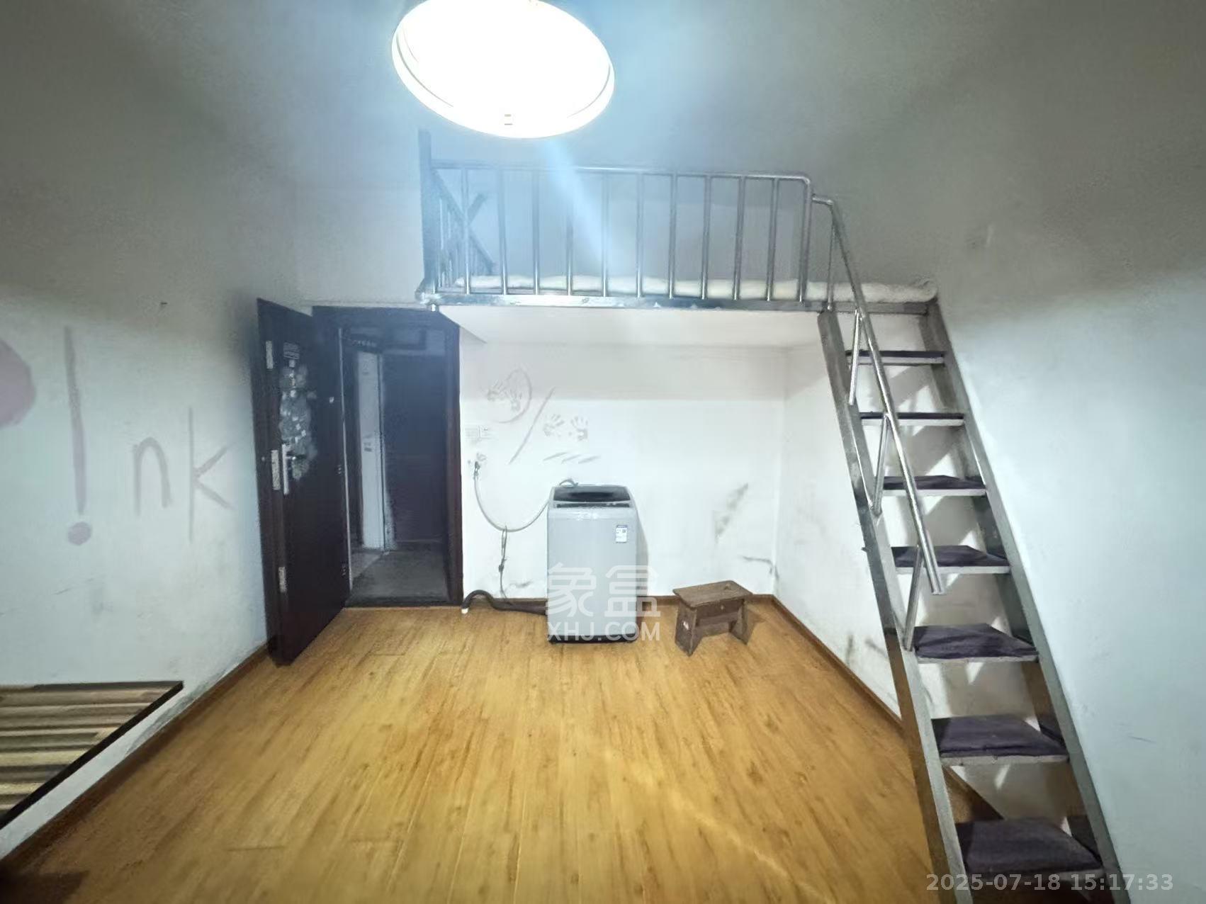 工农新村(工农桥社区) 2室1厅1卫 1400.0元/月 工农新村(工农桥社区) 2室1厅1卫 1400.0元/月室内图