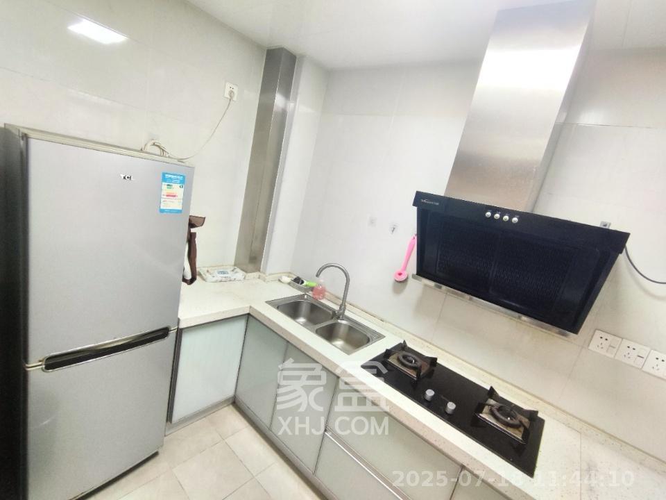 枫林雅苑（雷锋机电市场二期）  3室2厅1卫    2200.0元/月室内图