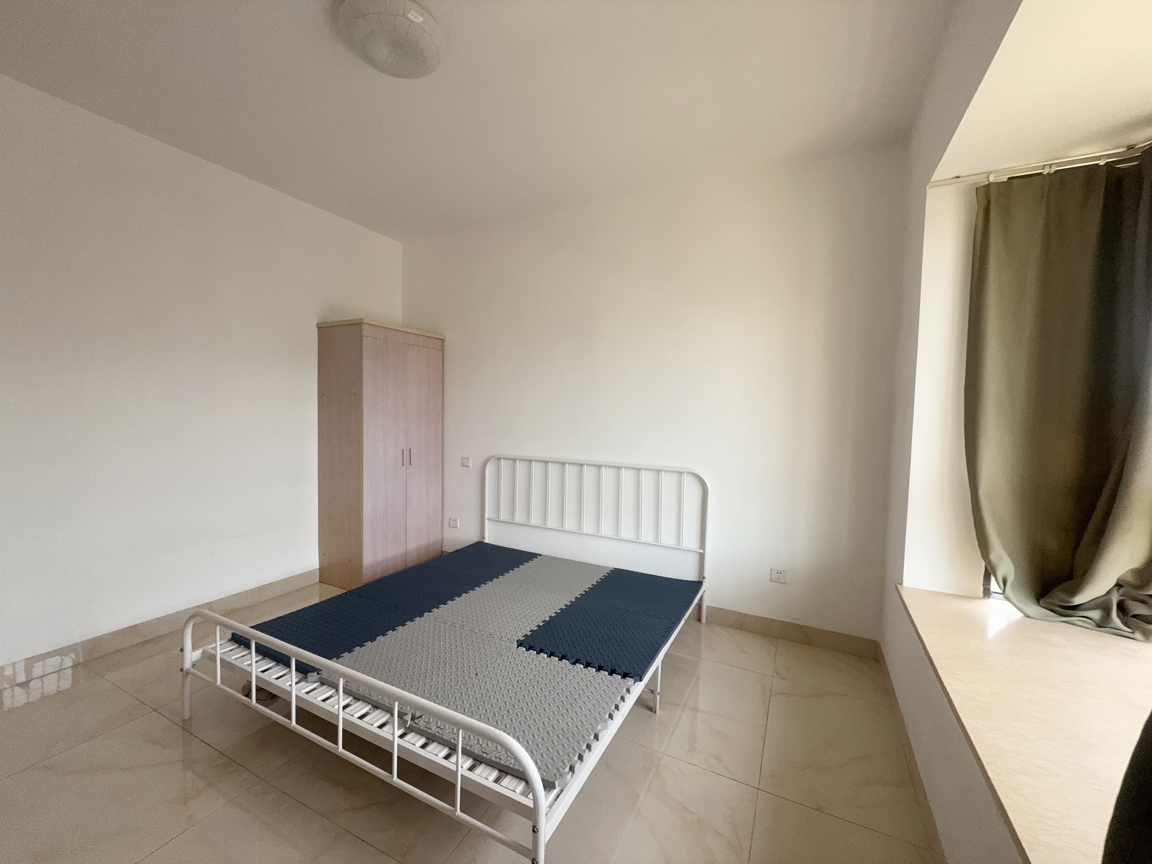 枫林雅郡 2室2厅1卫 2500.0元/月 枫林雅郡 2室2厅1卫 2500.0元/月室内图