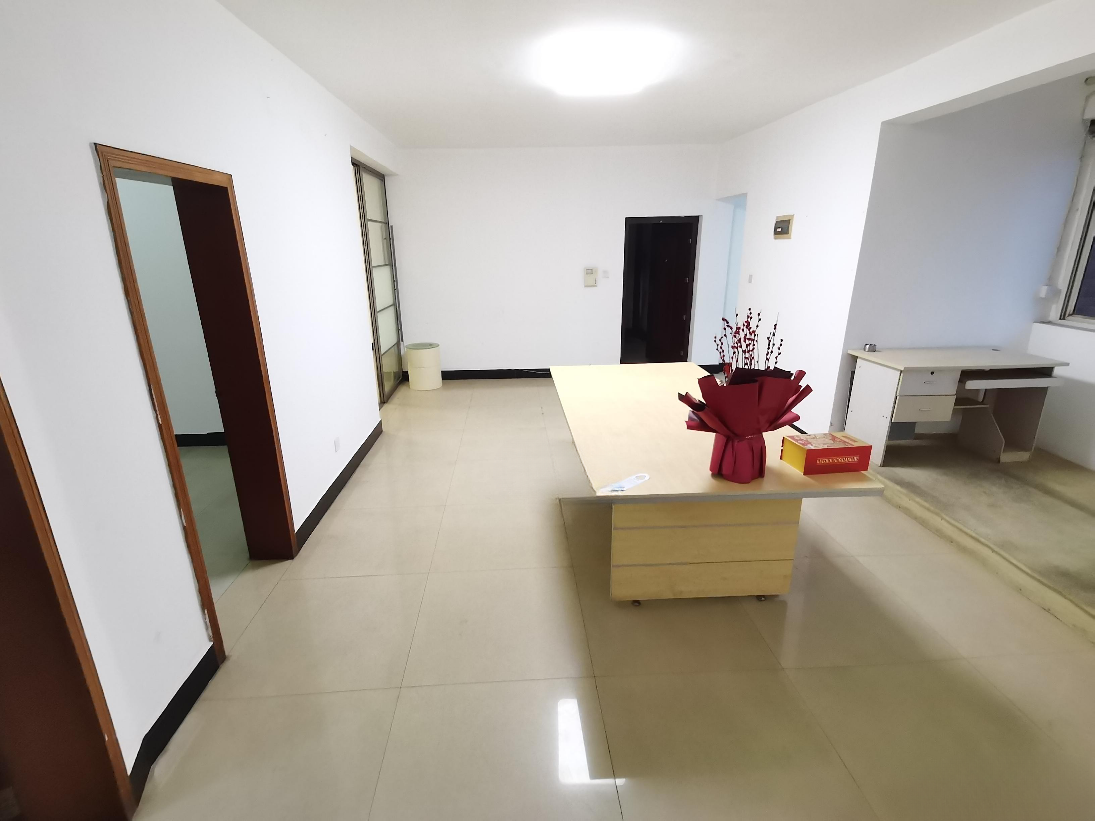 百益大厦 4室2厅2卫 58.8万 百益大厦 4室2厅2卫 58.8万室内图