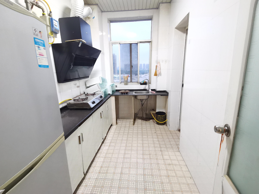 百益大厦 4室2厅2卫 58.8万 百益大厦 4室2厅2卫 58.8万室内图