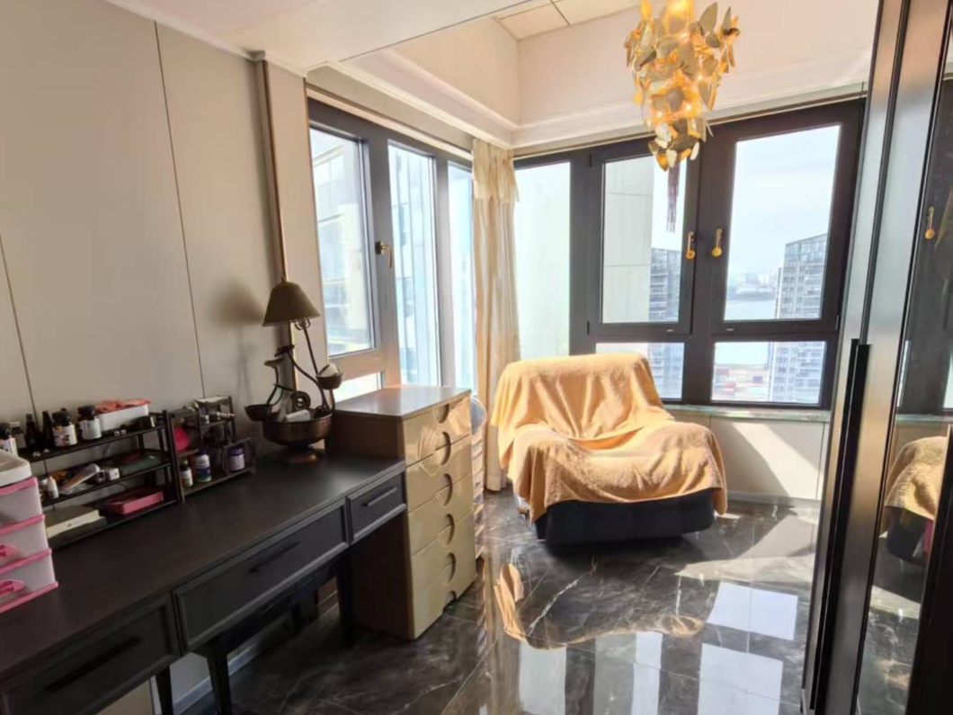 保利中央海岸四期(淳境、淳域) 4室2厅2卫 23000.0元/月 保利中央海岸四期(淳境、淳域) 4室2厅2卫 23000.0元/月室内图