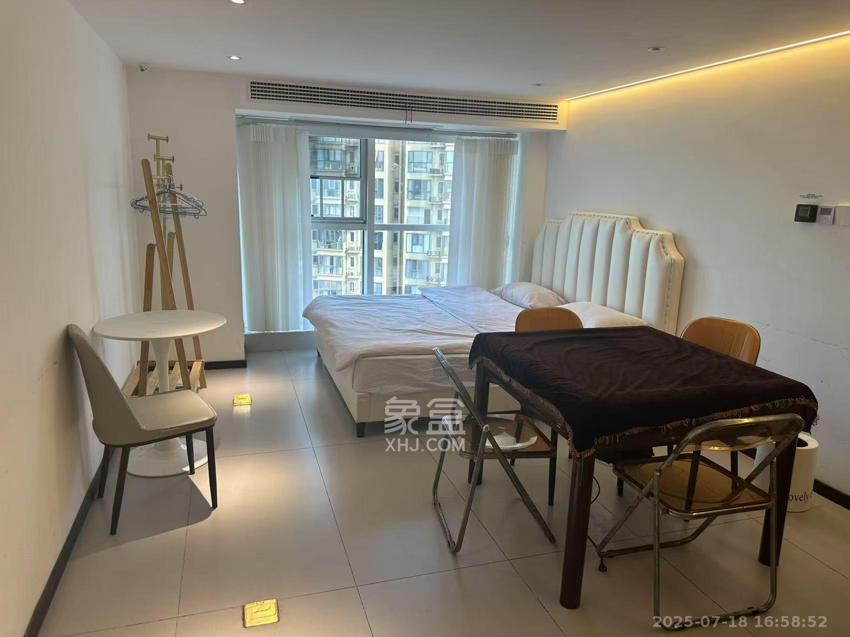 中建嘉和城  1室0厅0卫    2100.0元/月 中建嘉和城  1室0厅0卫    2100.0元/月室内图