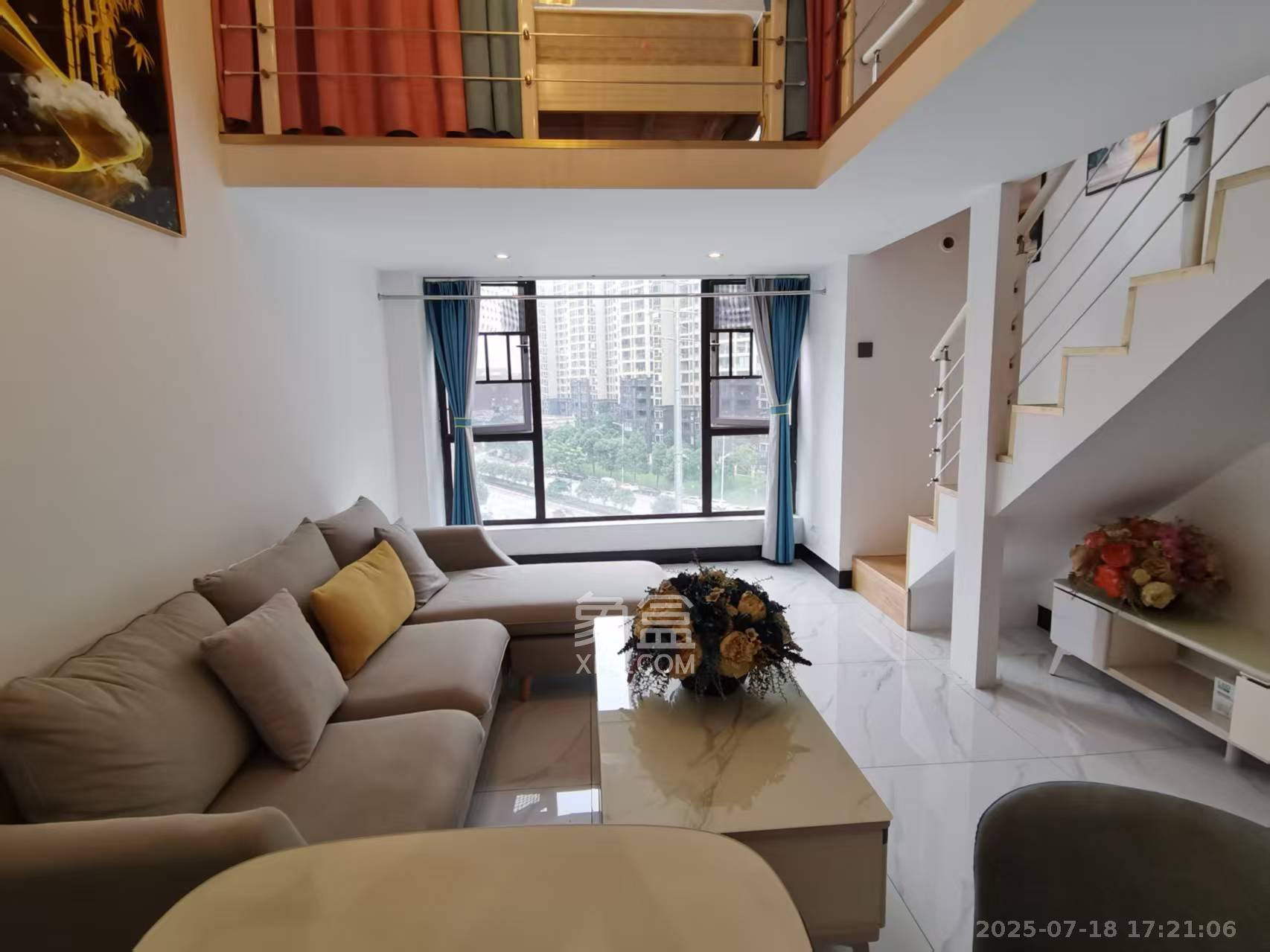 润和滨江府 2室2厅1卫 1400.0元/月 润和滨江府 2室2厅1卫 1400.0元/月室内图