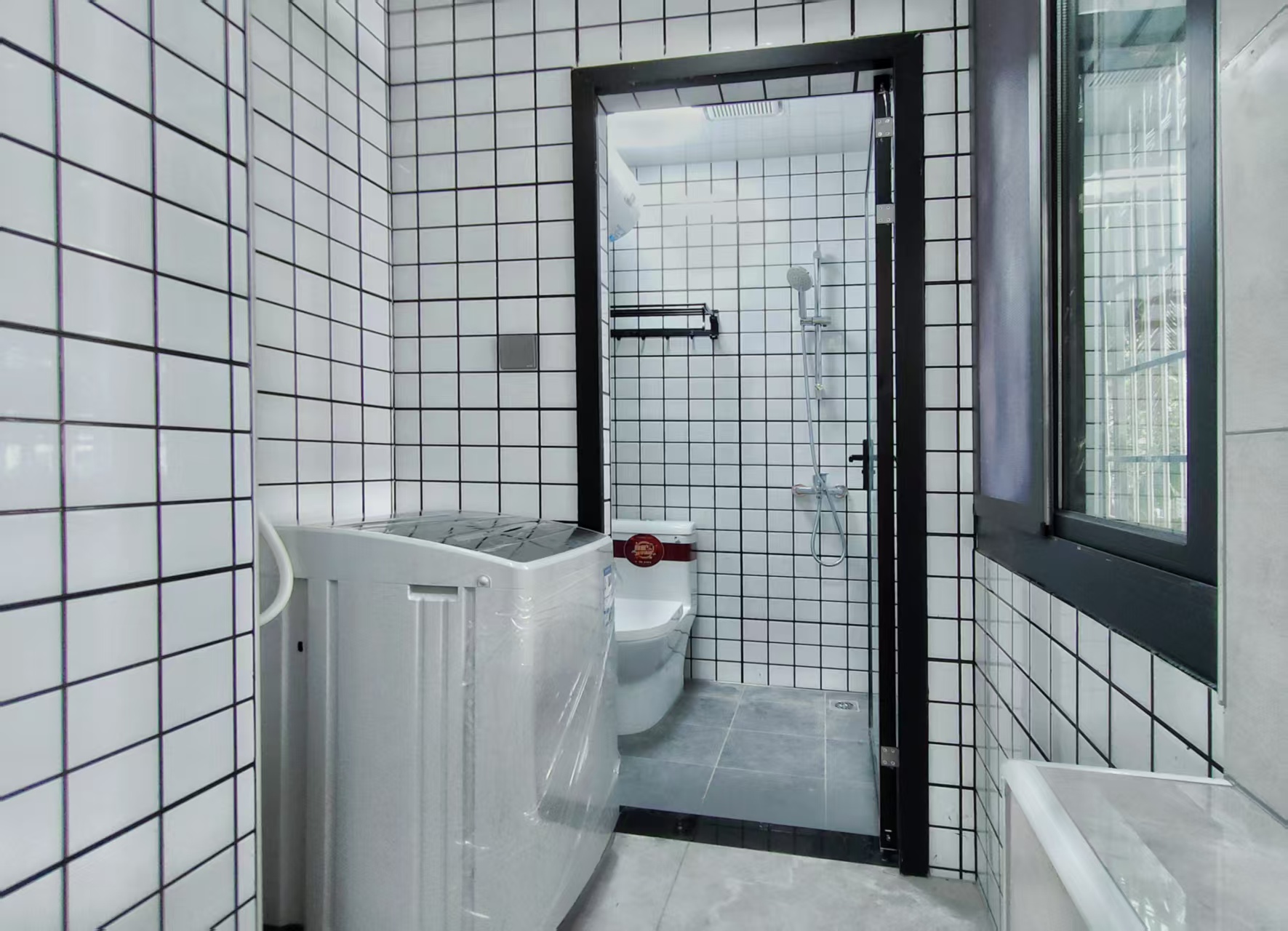 国贸省建行宿舍 3室2厅2卫 1400.0元/月 国贸省建行宿舍 3室2厅2卫 1400.0元/月室内图