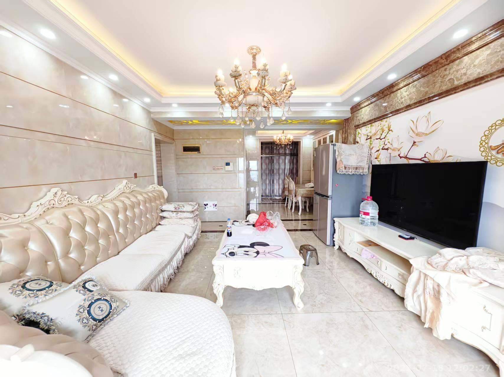 中建御山和苑 3室2厅2卫 3500.0元/月 中建御山和苑 3室2厅2卫 3500.0元/月室内图