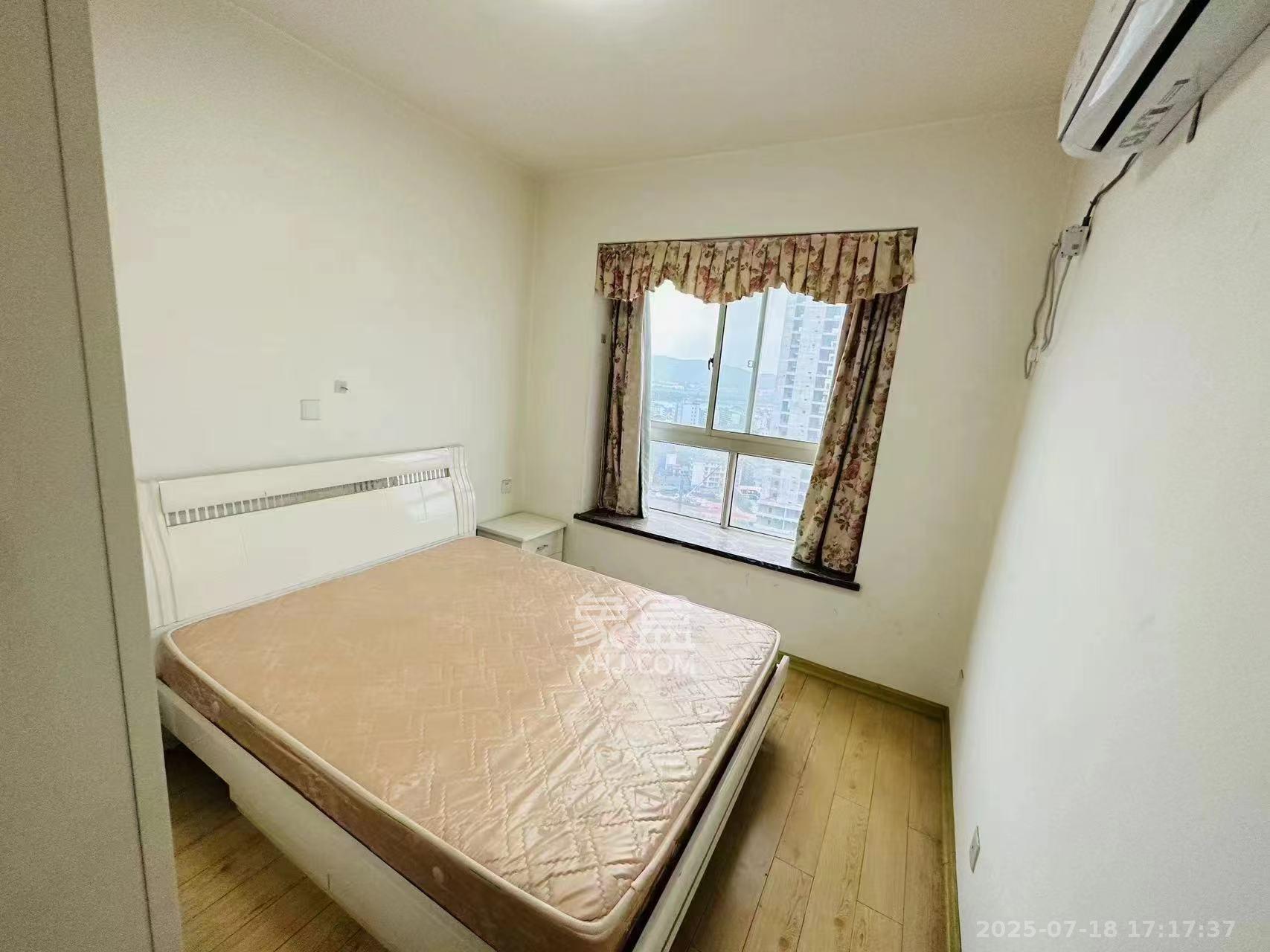 白沙晶城  1室1厅1卫    2100.0元/月室内图