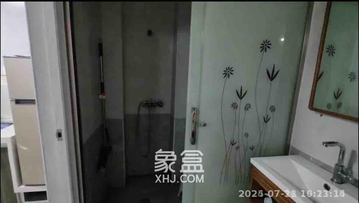 欧亚达国际广场  1室0厅0卫   2000.00元/月室内图