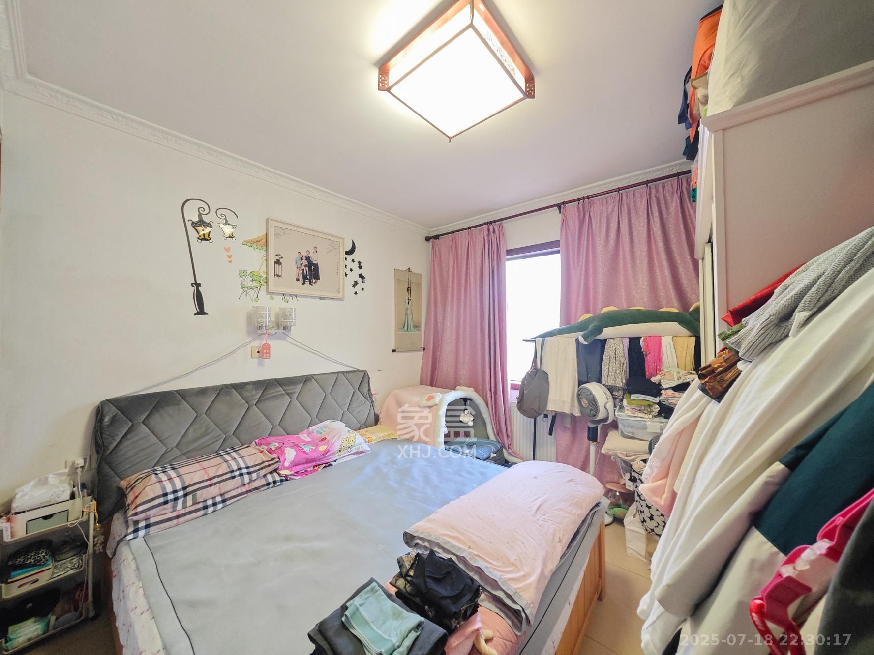 宏聚地中海  2室2厅1卫   68.00万卧室