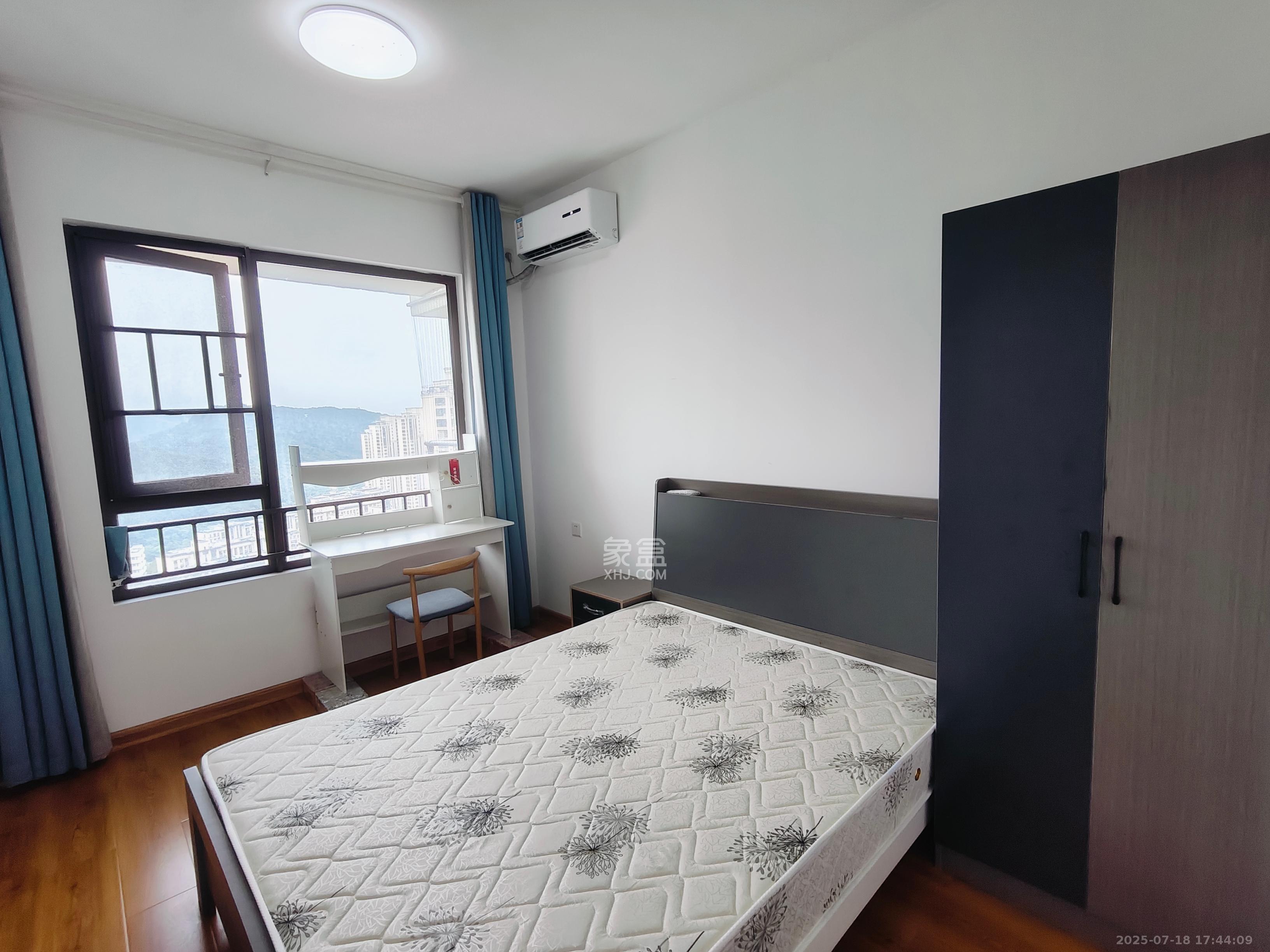 佳兆业云顶梅溪湖(佳兆业梅溪荟)  4室2厅2卫    3500.0元/月 佳兆业云顶梅溪湖(佳兆业梅溪荟)  4室2厅2卫    3500.0元/月室内图