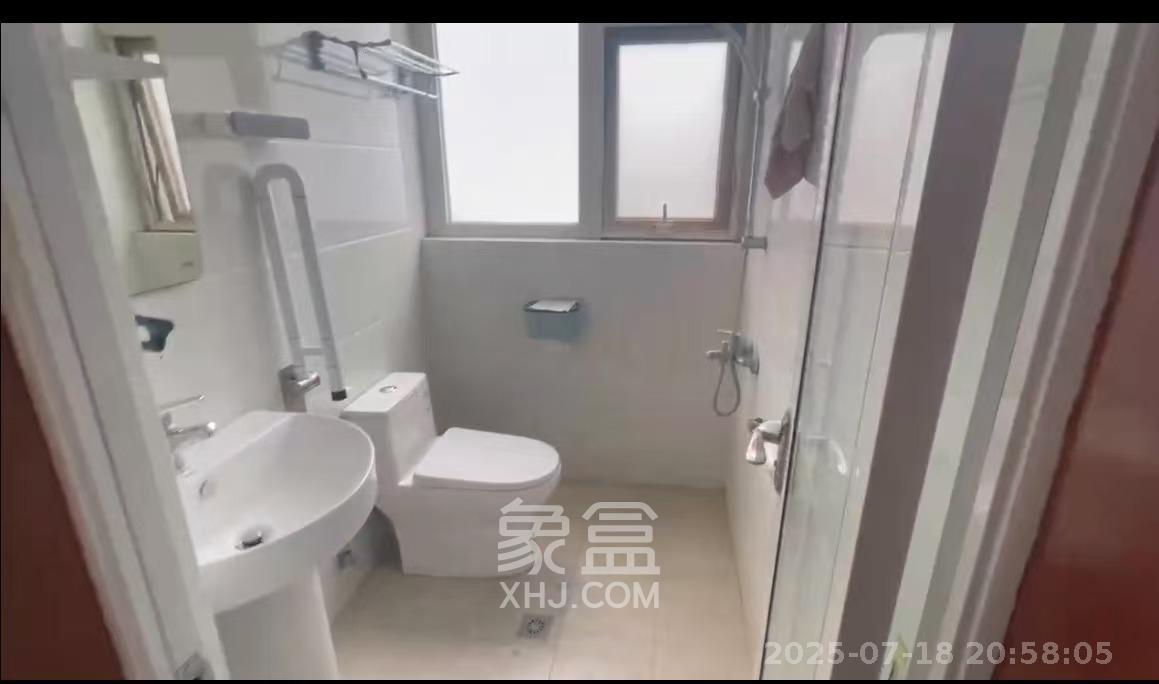 北辰三角洲E5区  3室2厅1卫   4200.00元/月室内图