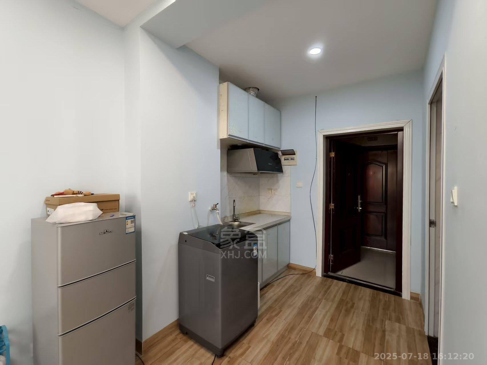 金质颐园 1室1厅1卫 1000.0元/月 金质颐园 1室1厅1卫 1000.0元/月室内图