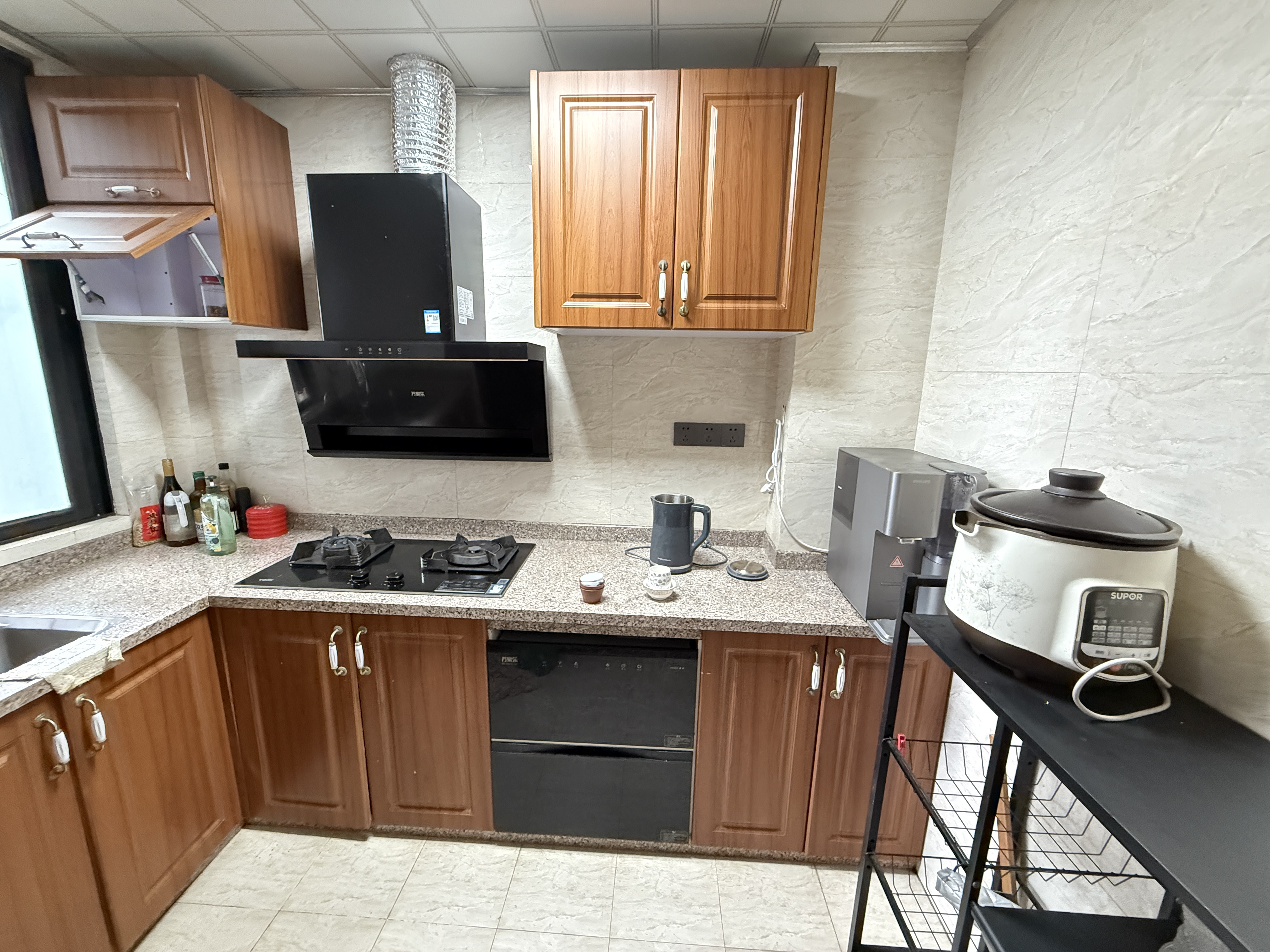 环强御景湾 3室2厅2卫 210.0万 环强御景湾 3室2厅2卫 210.0万客厅