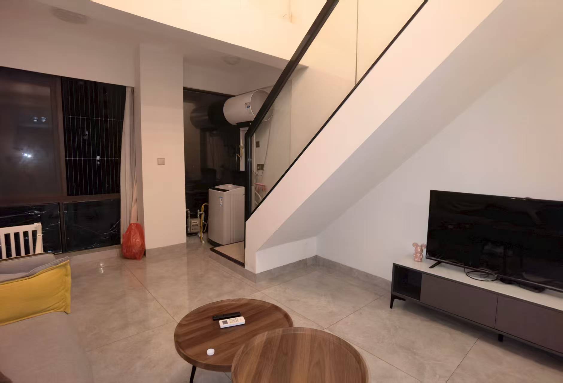 金钟时代城 1室1厅1卫 1800.0元/月 金钟时代城 1室1厅1卫 1800.0元/月室内图