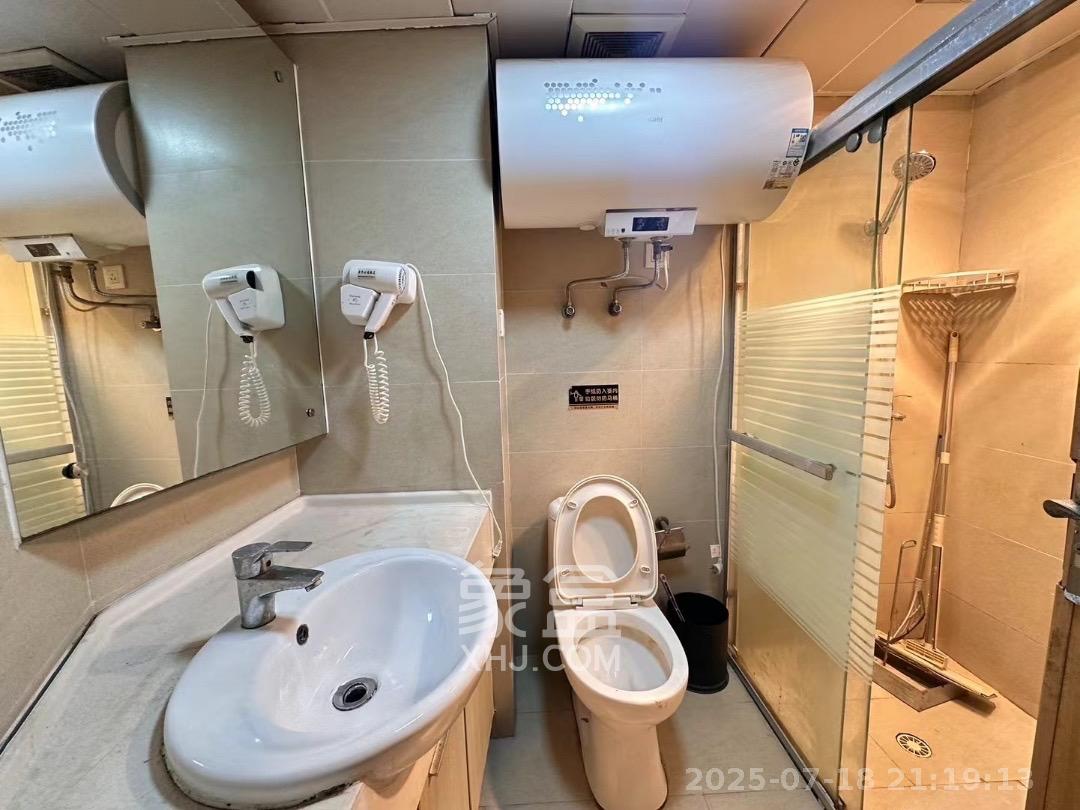 德庆水韵山城 1室1厅1卫 1200.0元/月 德庆水韵山城 1室1厅1卫 1200.0元/月室内图