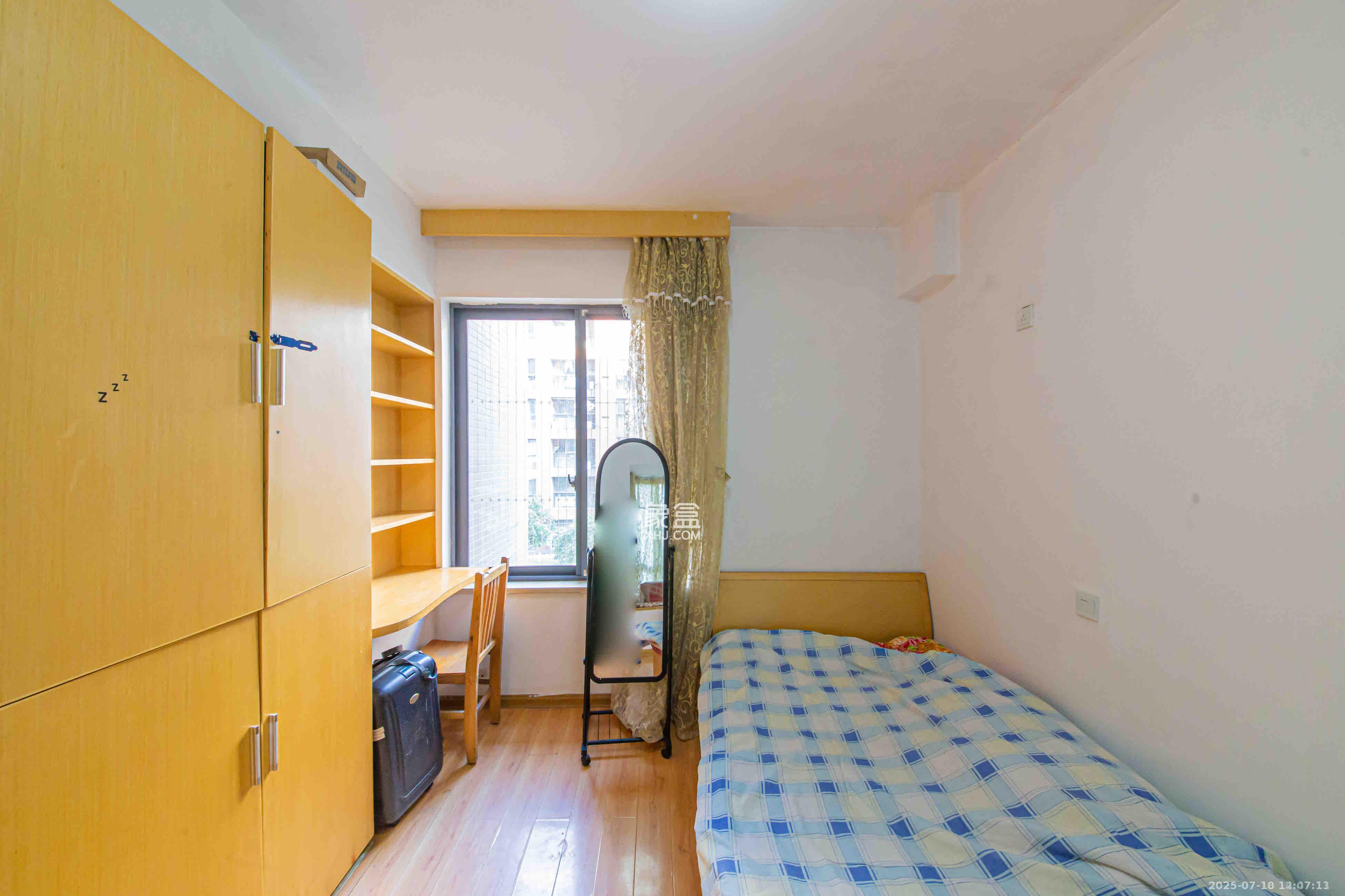 中信文化广场(中信新城二期) 2室2厅1卫 2000.0元/月 中信文化广场(中信新城二期) 2室2厅1卫 2000.0元/月室内图