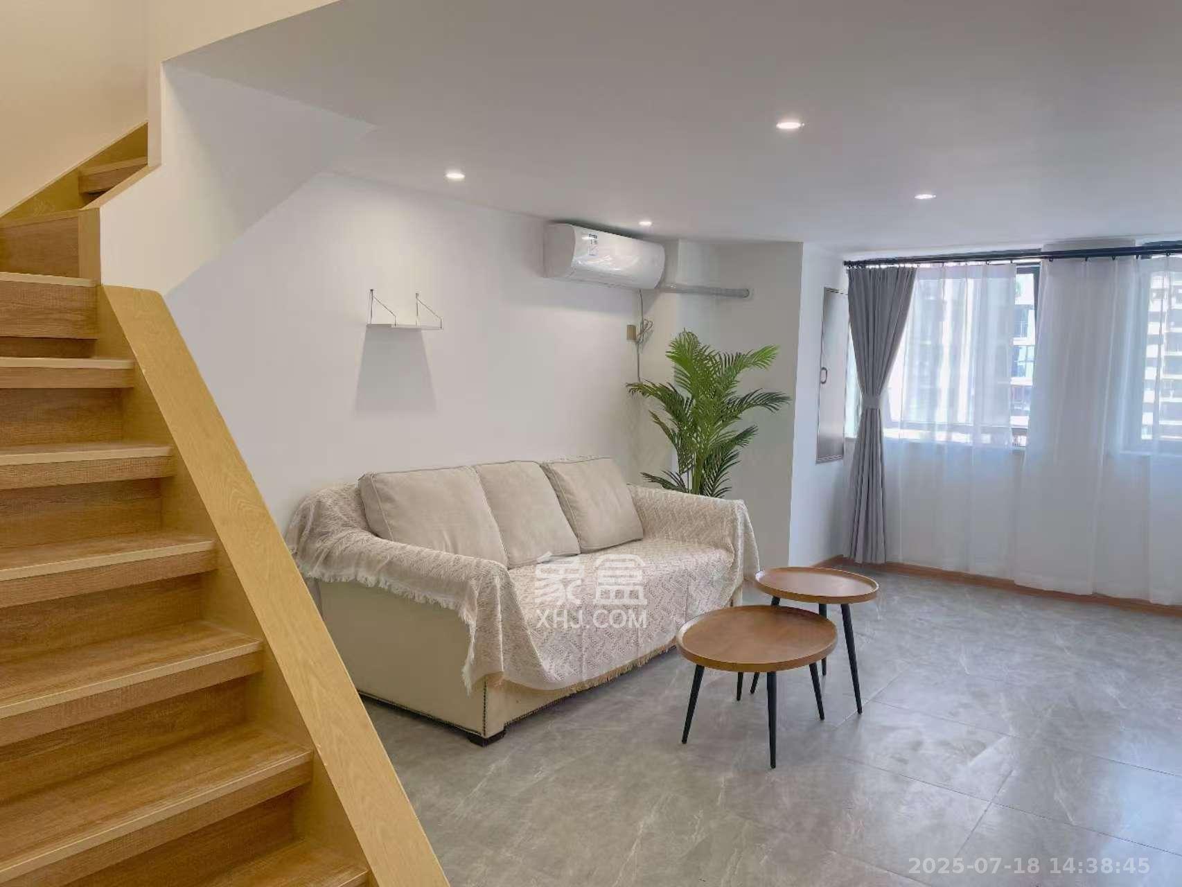 华润置地广场二期 2室1厅1卫 1680.0元/月 华润置地广场二期 2室1厅1卫 1680.0元/月室内图