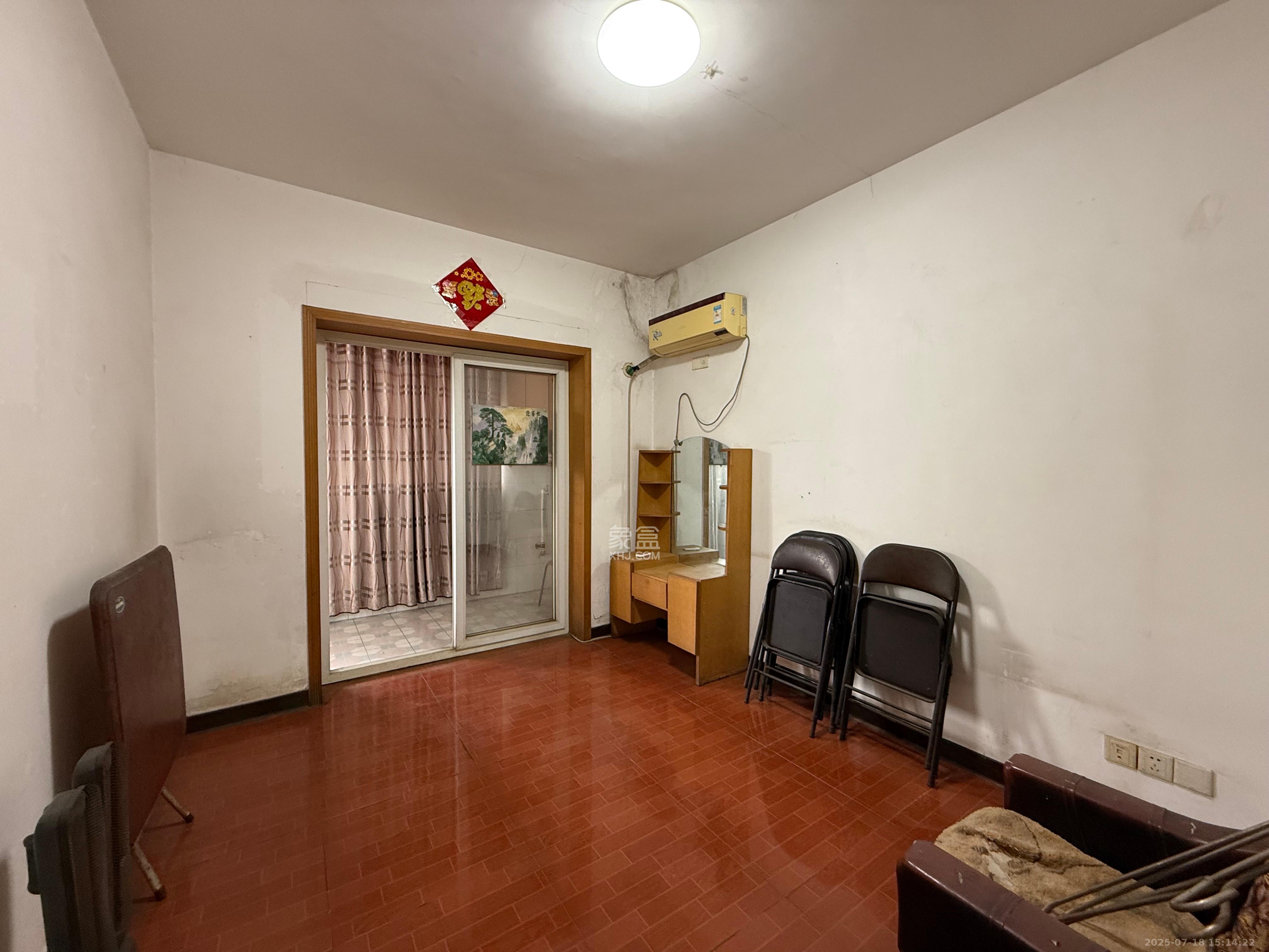 中天佳园 1室2厅2卫 700.0元/月 中天佳园 1室2厅2卫 700.0元/月室内图