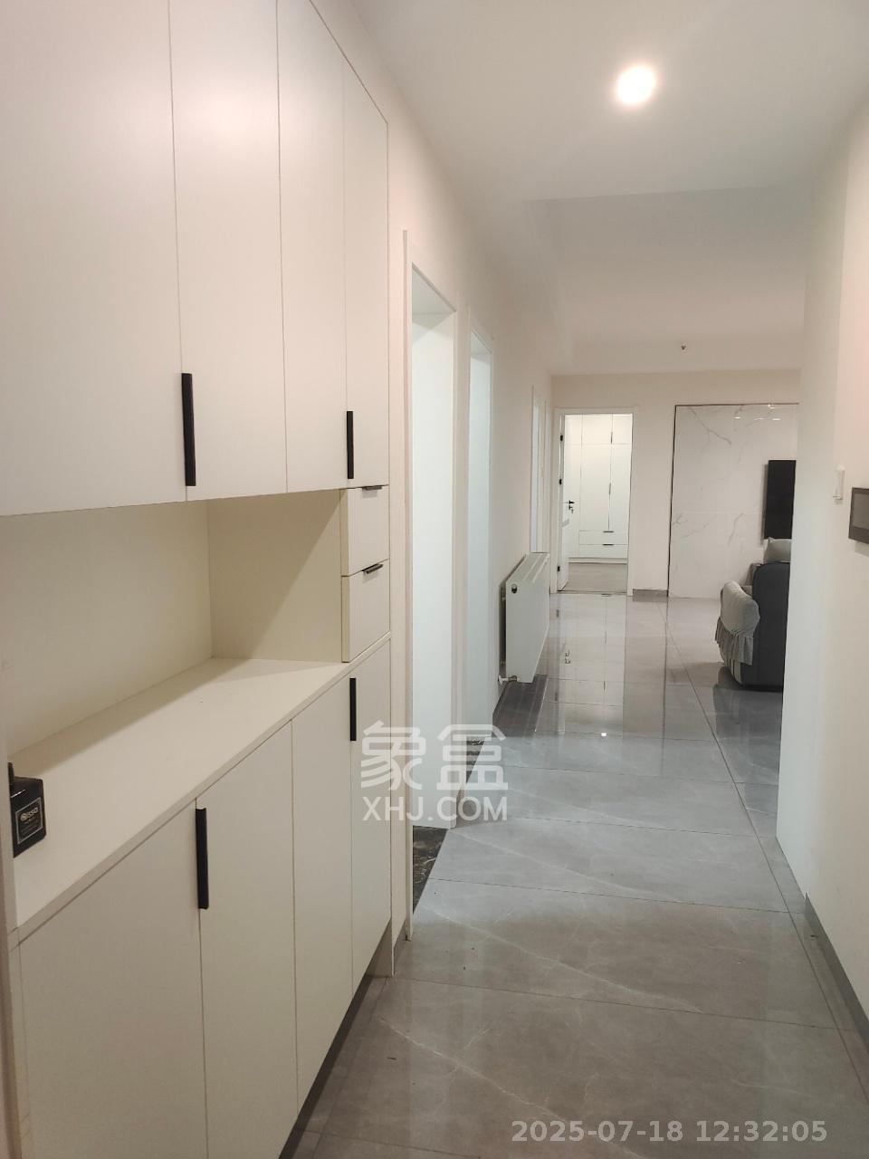 北辰三角洲E7区  4室2厅2卫    5800.0元/月室内图