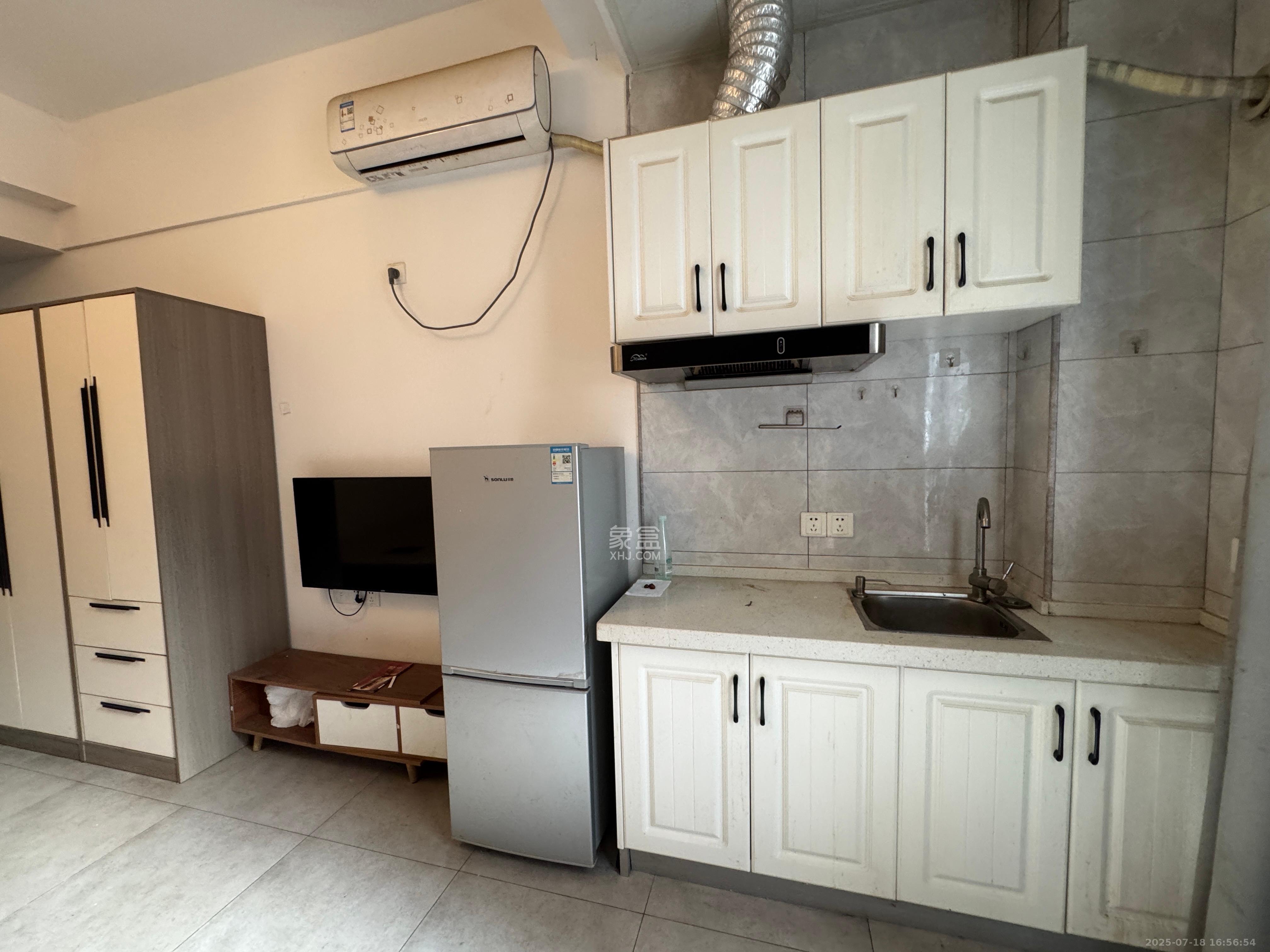 云集国际 1室1厅1卫 1300.0元/月 云集国际 1室1厅1卫 1300.0元/月室内图