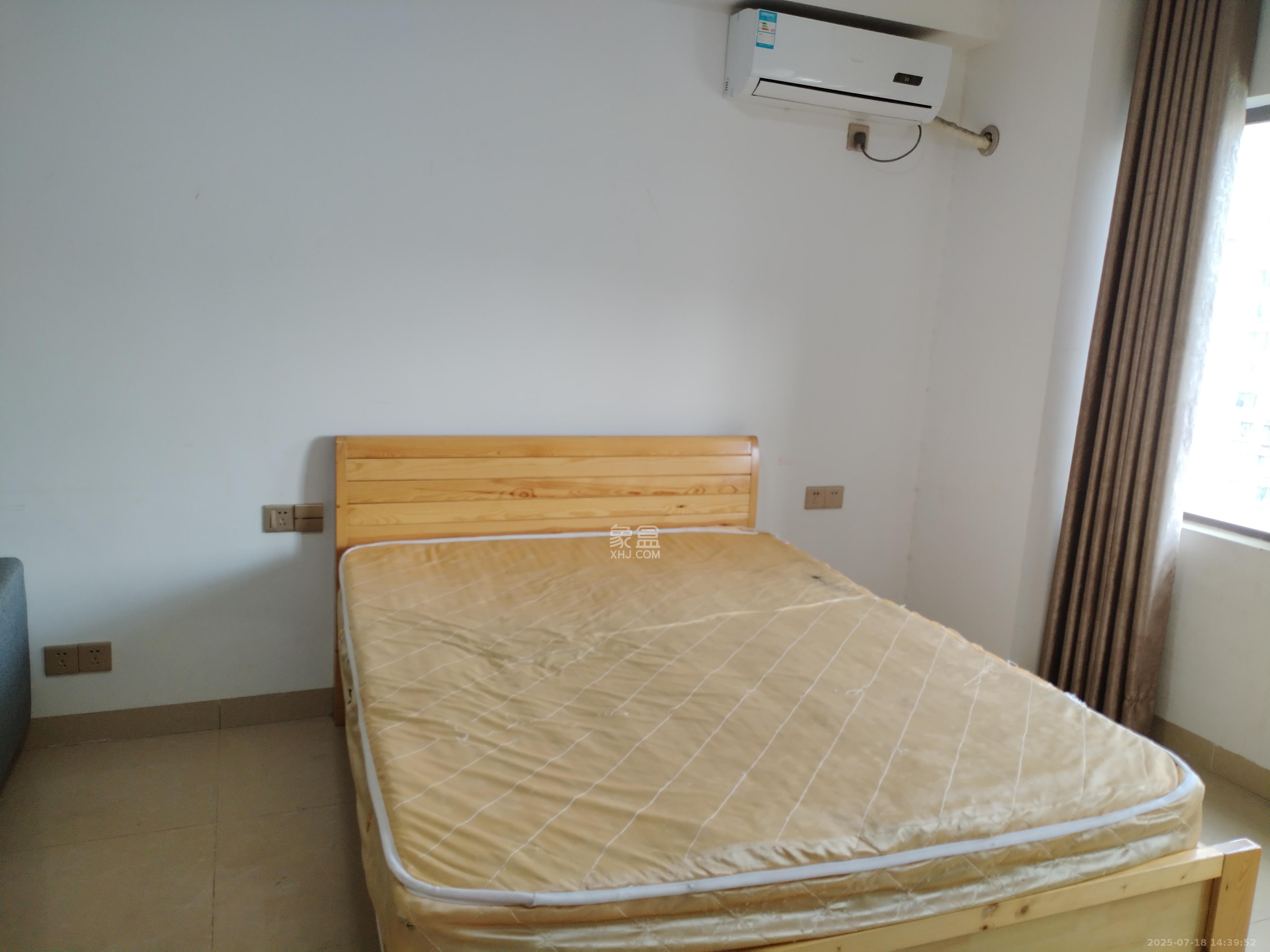 钰龙天下二期(钰龙佳园) 1室0厅1卫 1300.0元/月 钰龙天下二期(钰龙佳园) 1室0厅1卫 1300.0元/月室内图