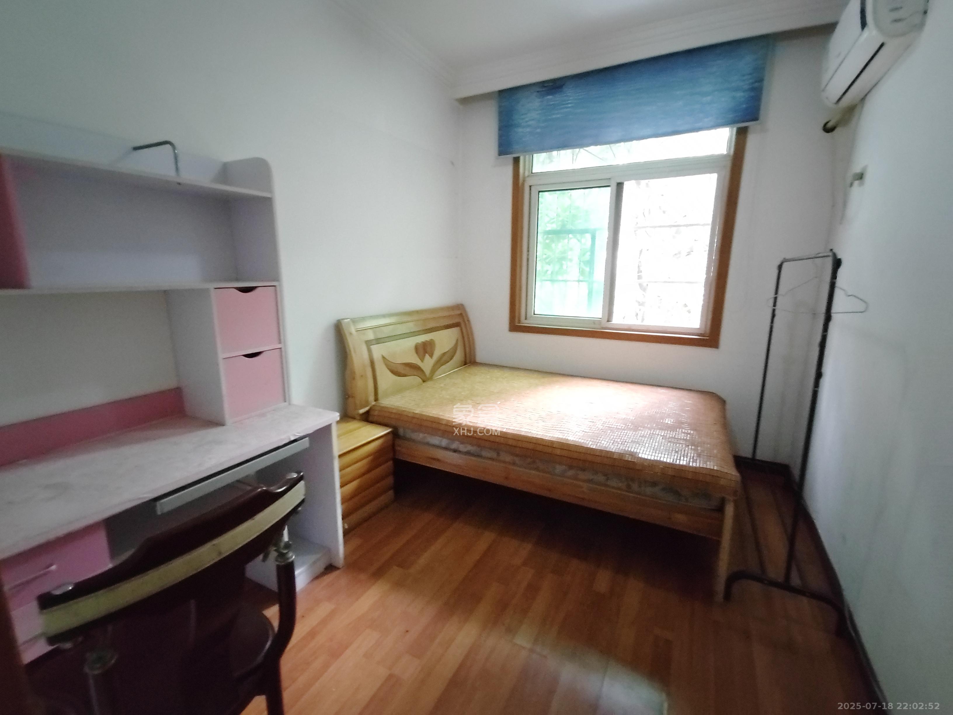 欣安小区  4室2厅2卫    1800.0元/月 欣安小区  4室2厅2卫    1800.0元/月室内图