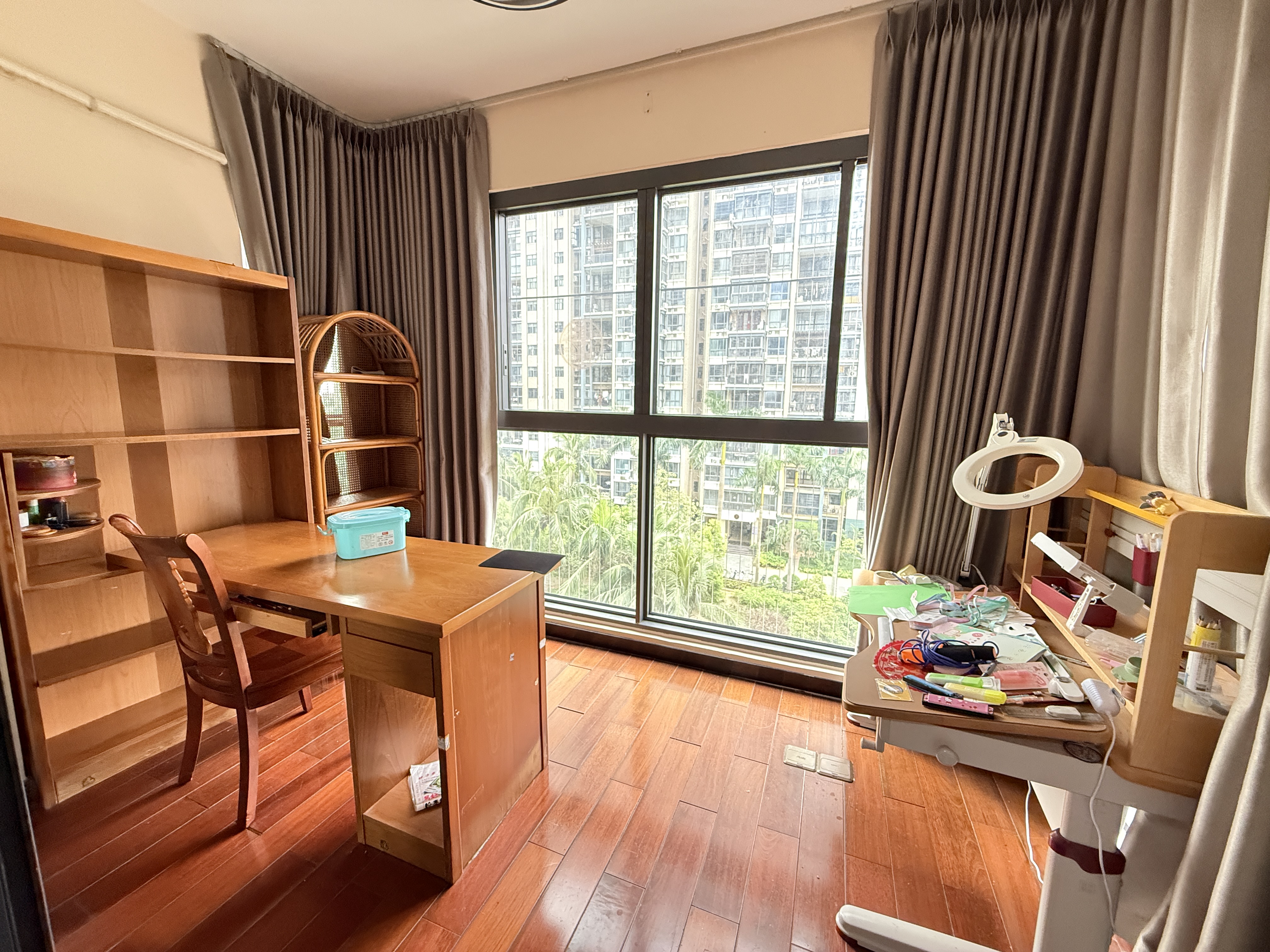 环强御景湾 3室2厅2卫 210.0万 环强御景湾 3室2厅2卫 210.0万客厅