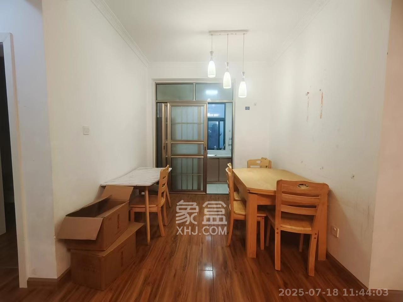 洋湖时代  3室2厅1卫    2000.0元/月 洋湖时代  3室2厅1卫    2000.0元/月室内图1