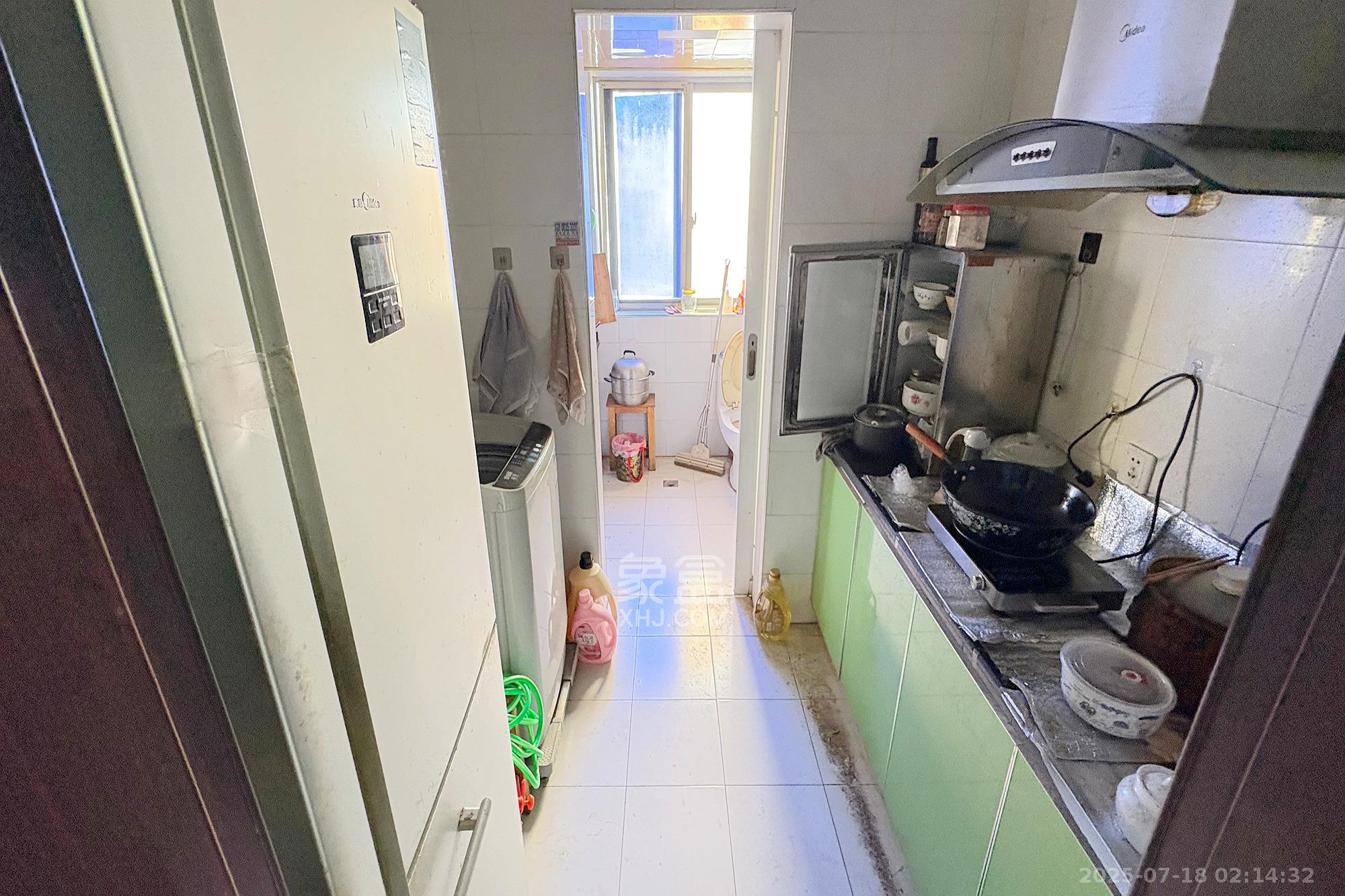 西罗亚大厦  2室1厅1卫   71.80万厨房