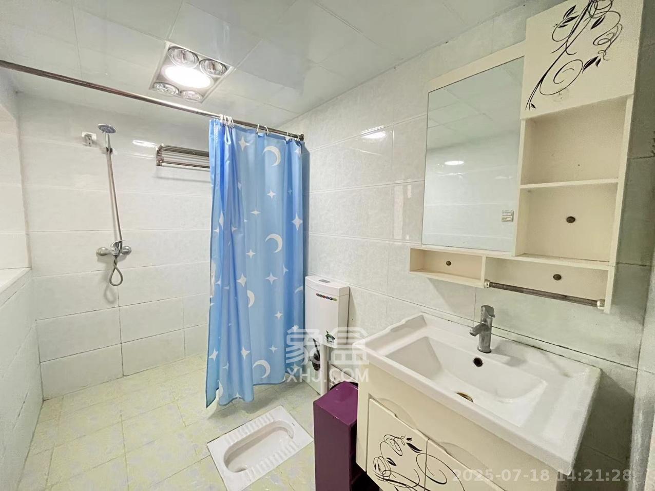 高信向日葵  2室2厅1卫    2500.0元/月 高信向日葵  2室2厅1卫    2500.0元/月室内图