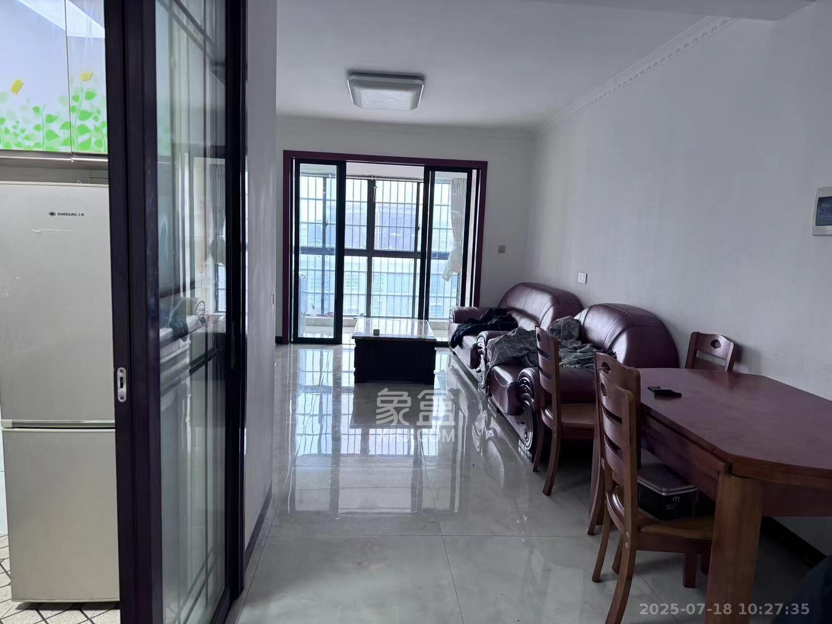 丰源国际  2室2厅1卫    1400.0元/月 丰源国际  2室2厅1卫    1400.0元/月室内图