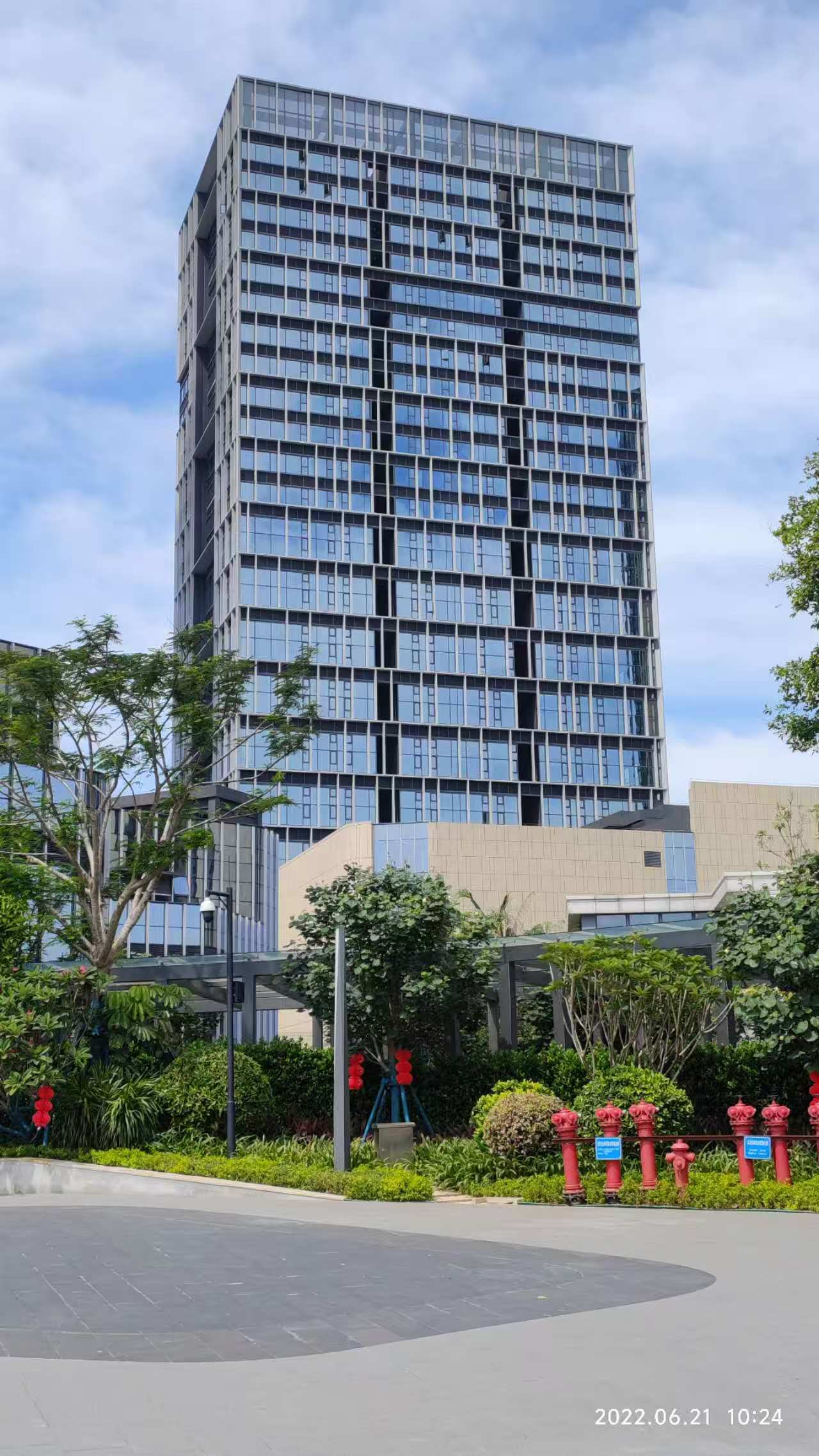 保利中央海岸一二期  3室2厅1卫   5500.00元/月室内图