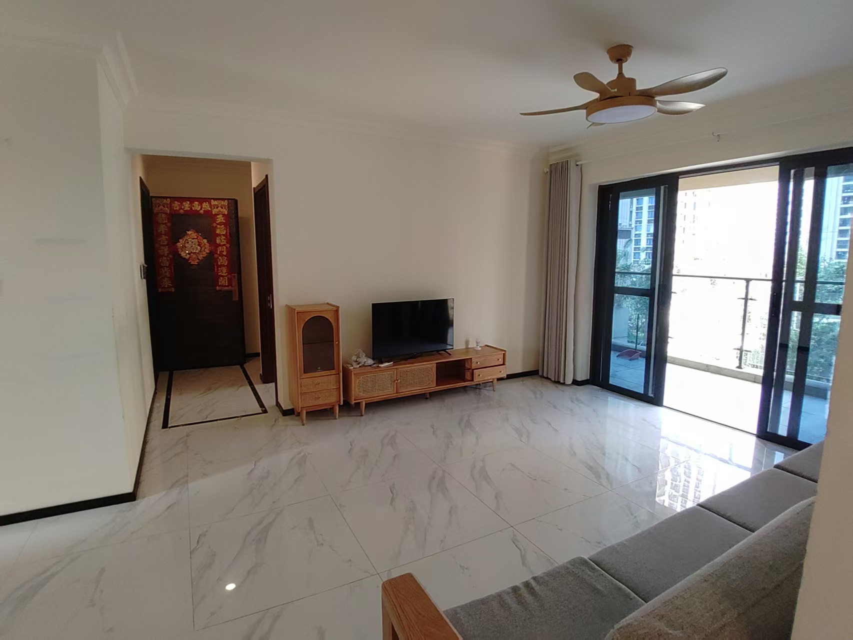 碧桂园中央半岛 4室2厅2卫 3200.0元/月 碧桂园中央半岛 4室2厅2卫 3200.0元/月室内图