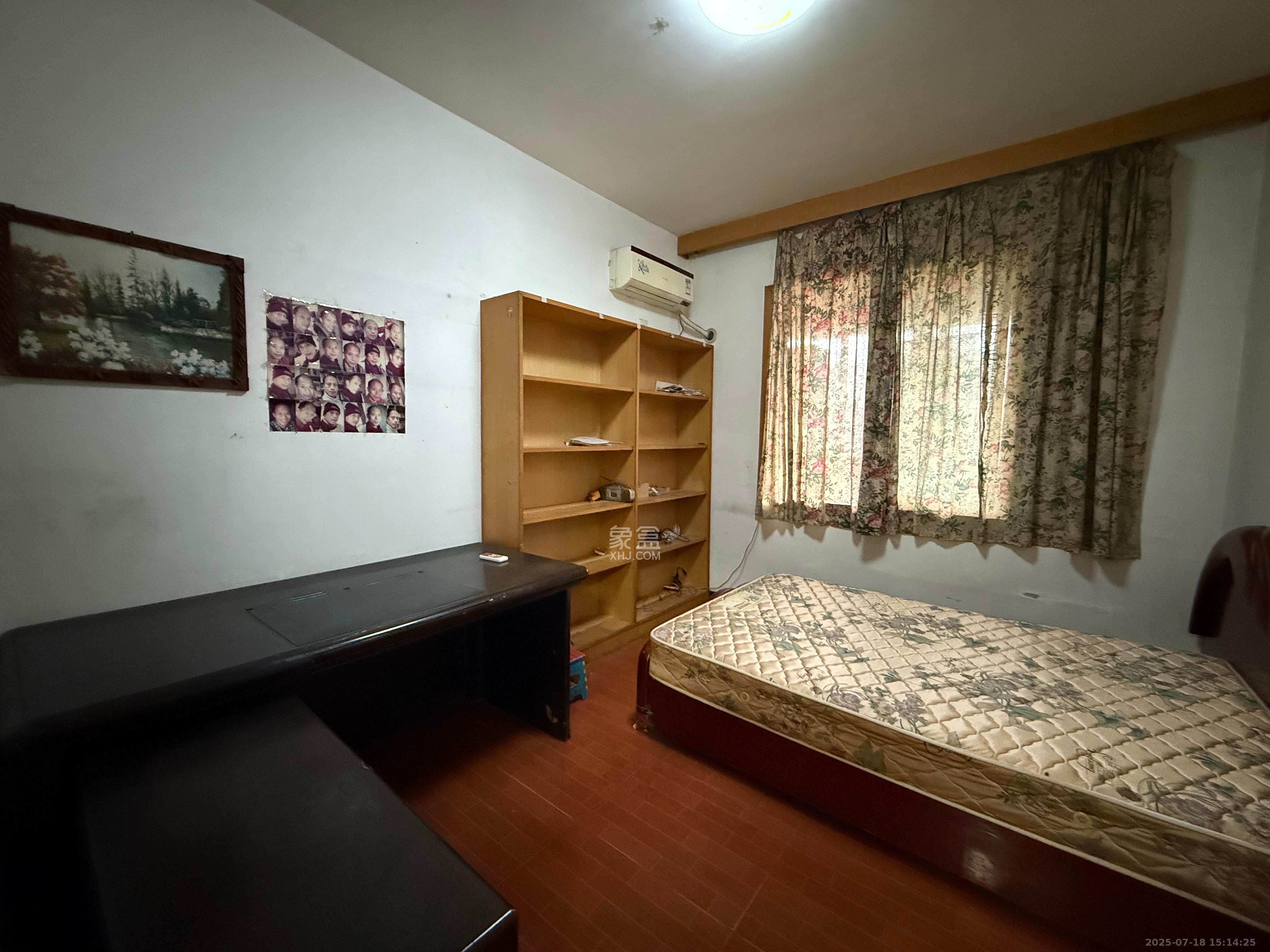 中天佳园 1室2厅2卫 700.0元/月 中天佳园 1室2厅2卫 700.0元/月室内图