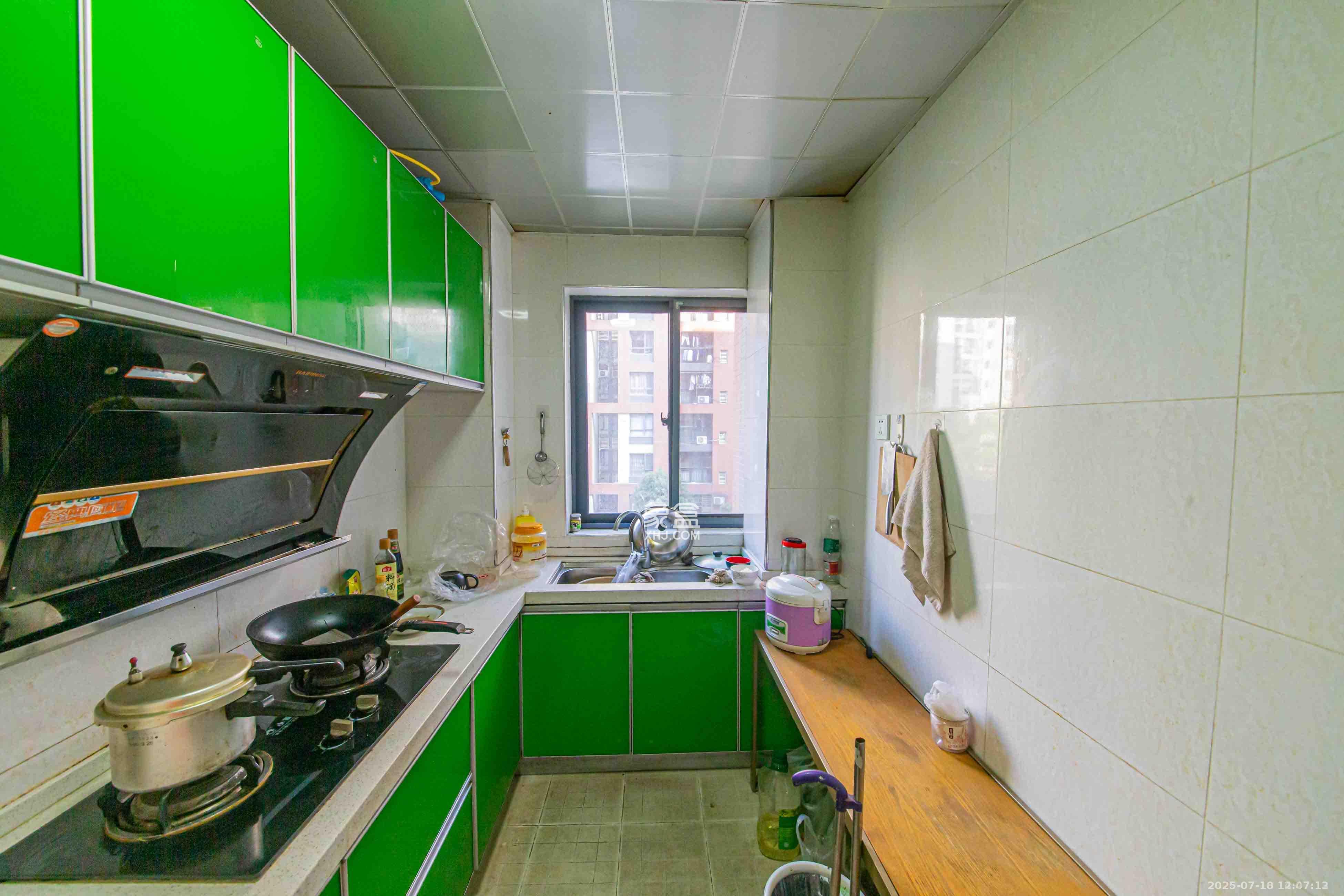 中信文化广场（中信新城二期）  2室2厅1卫    2000.0元/月室内图