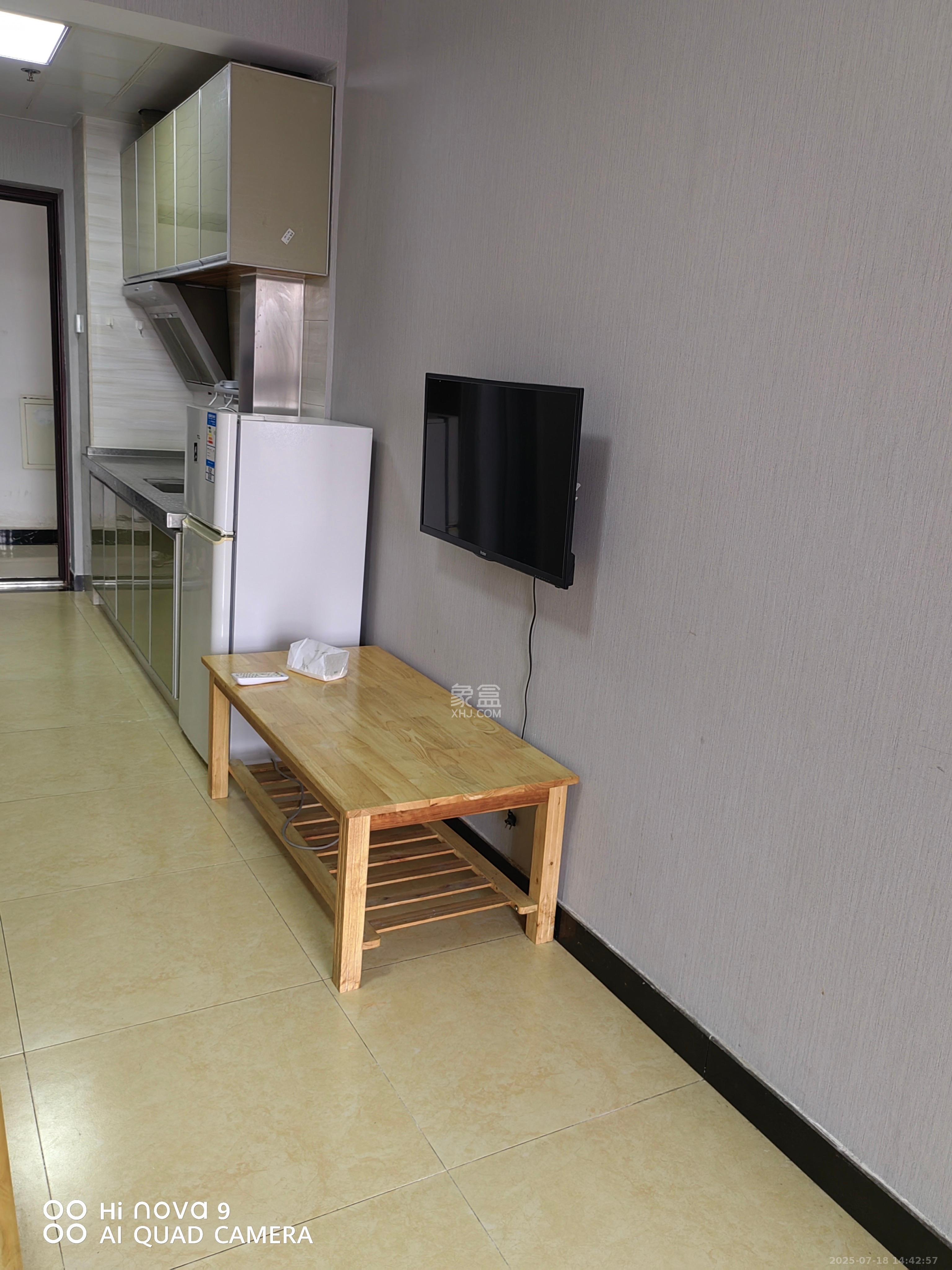 华润五彩城 1室1厅1卫 1200.0元/月 华润五彩城 1室1厅1卫 1200.0元/月室内图