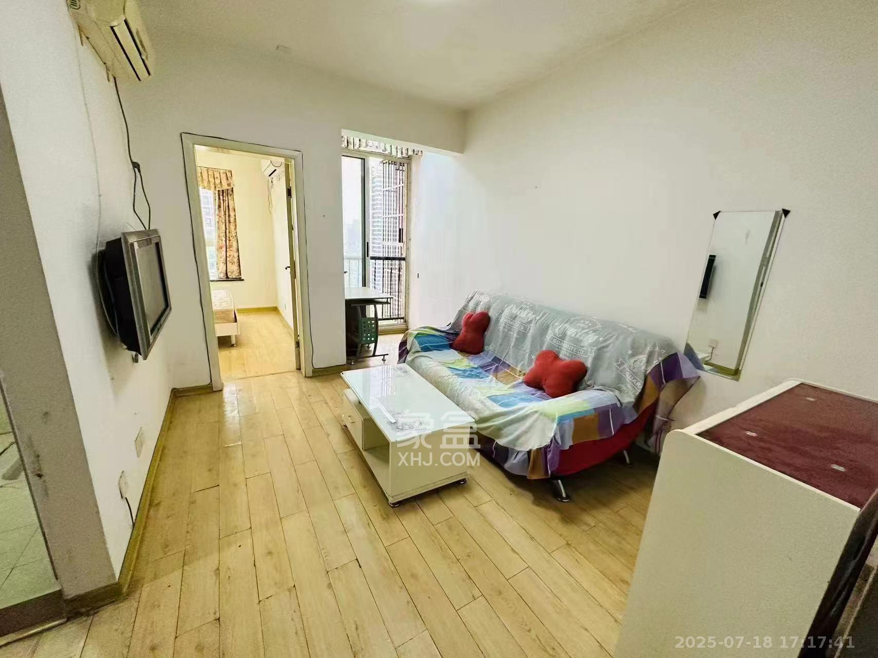 白沙晶城 1室1厅1卫 2100.0元/月 白沙晶城 1室1厅1卫 2100.0元/月室内图