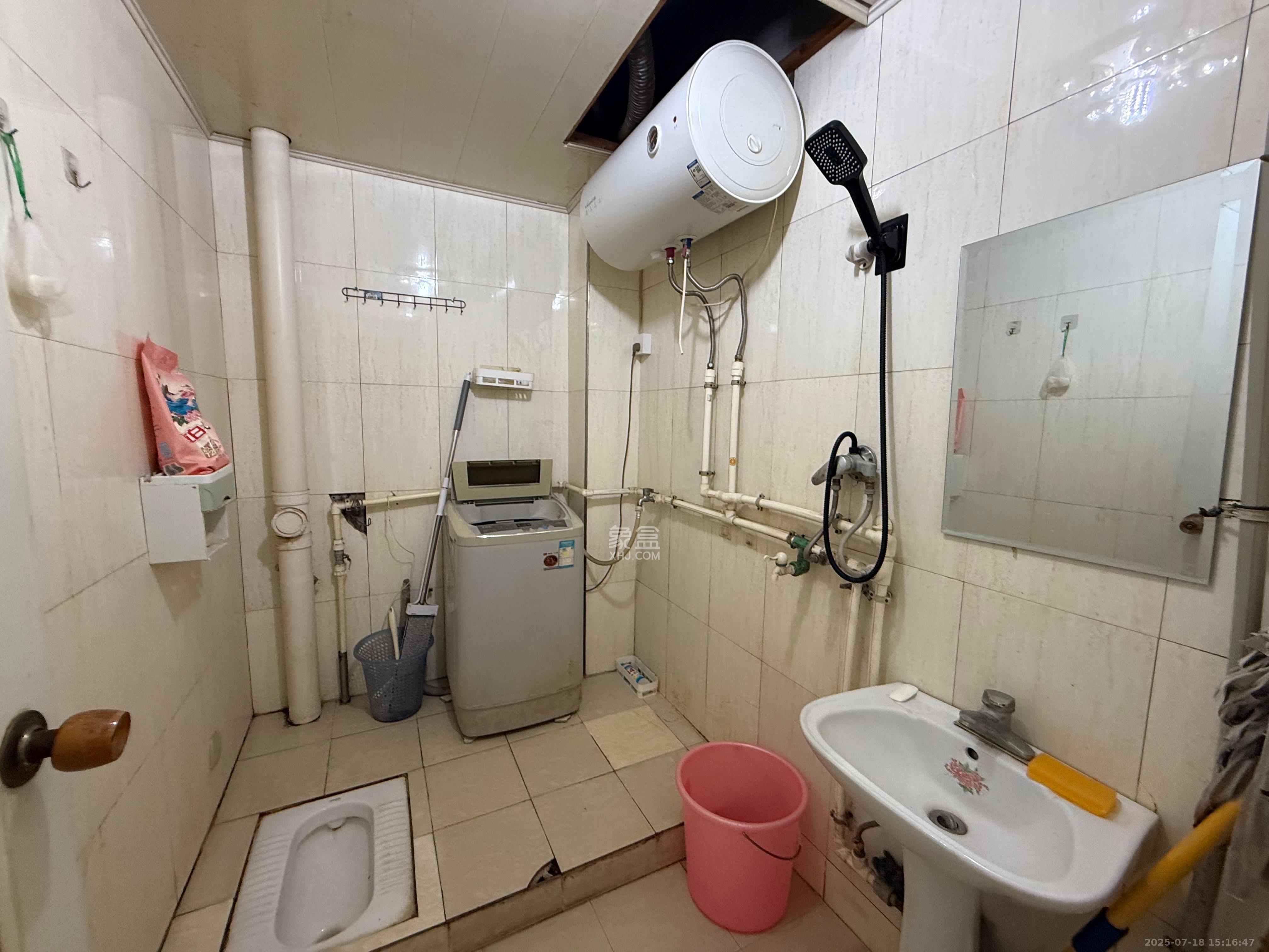 桃阳小区高层低层（安置小区）  1室1厅1卫   1100.00元/月室内图