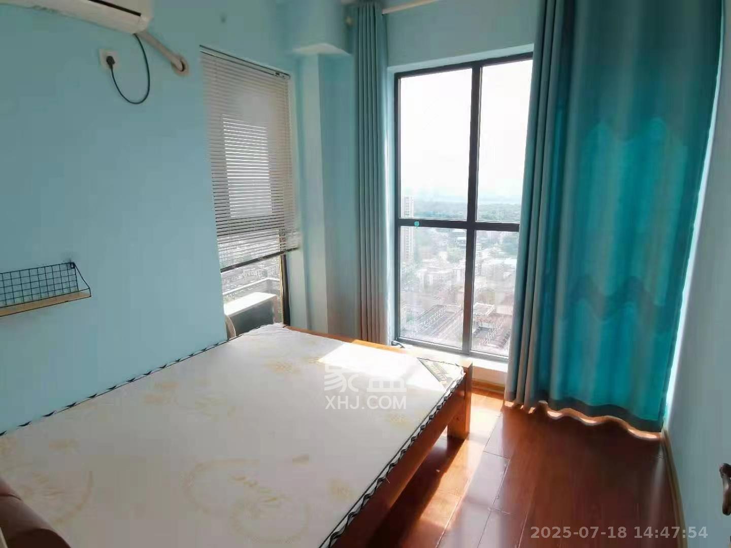 荣盛花语书苑  3室2厅1卫    2500.0元/月 荣盛花语书苑  3室2厅1卫    2500.0元/月室内图