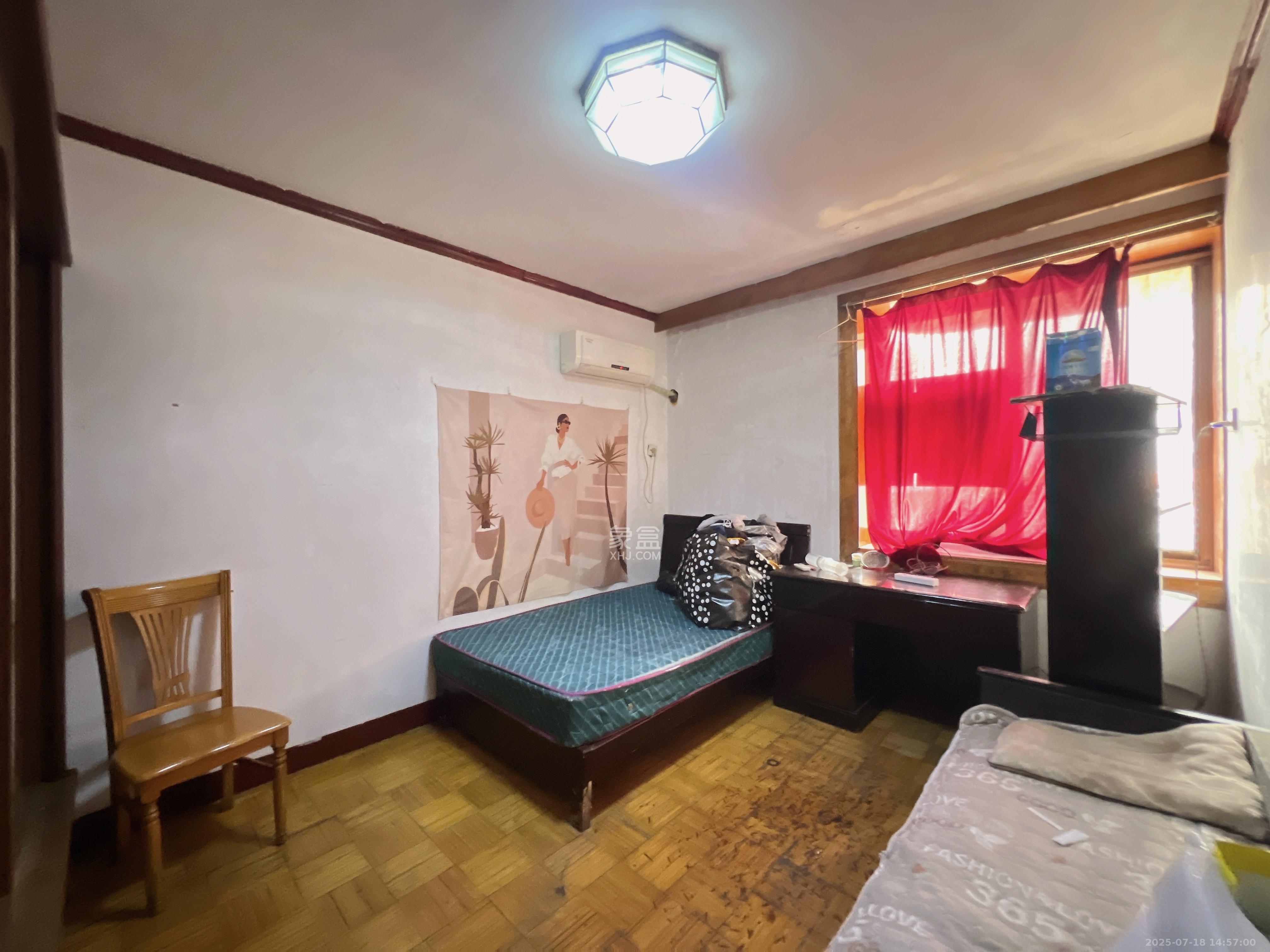 便河边社区 2室2厅1卫 1600.0元/月 便河边社区 2室2厅1卫 1600.0元/月室内图