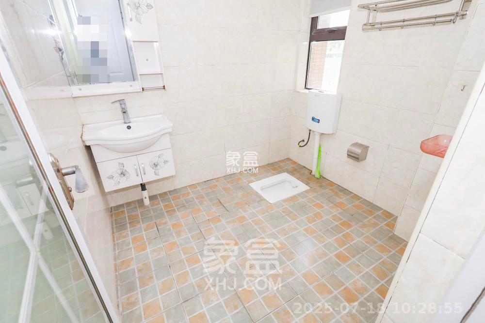 钰龙天下二期（钰龙佳园）  3室2厅2卫    2400.0元/月室内图