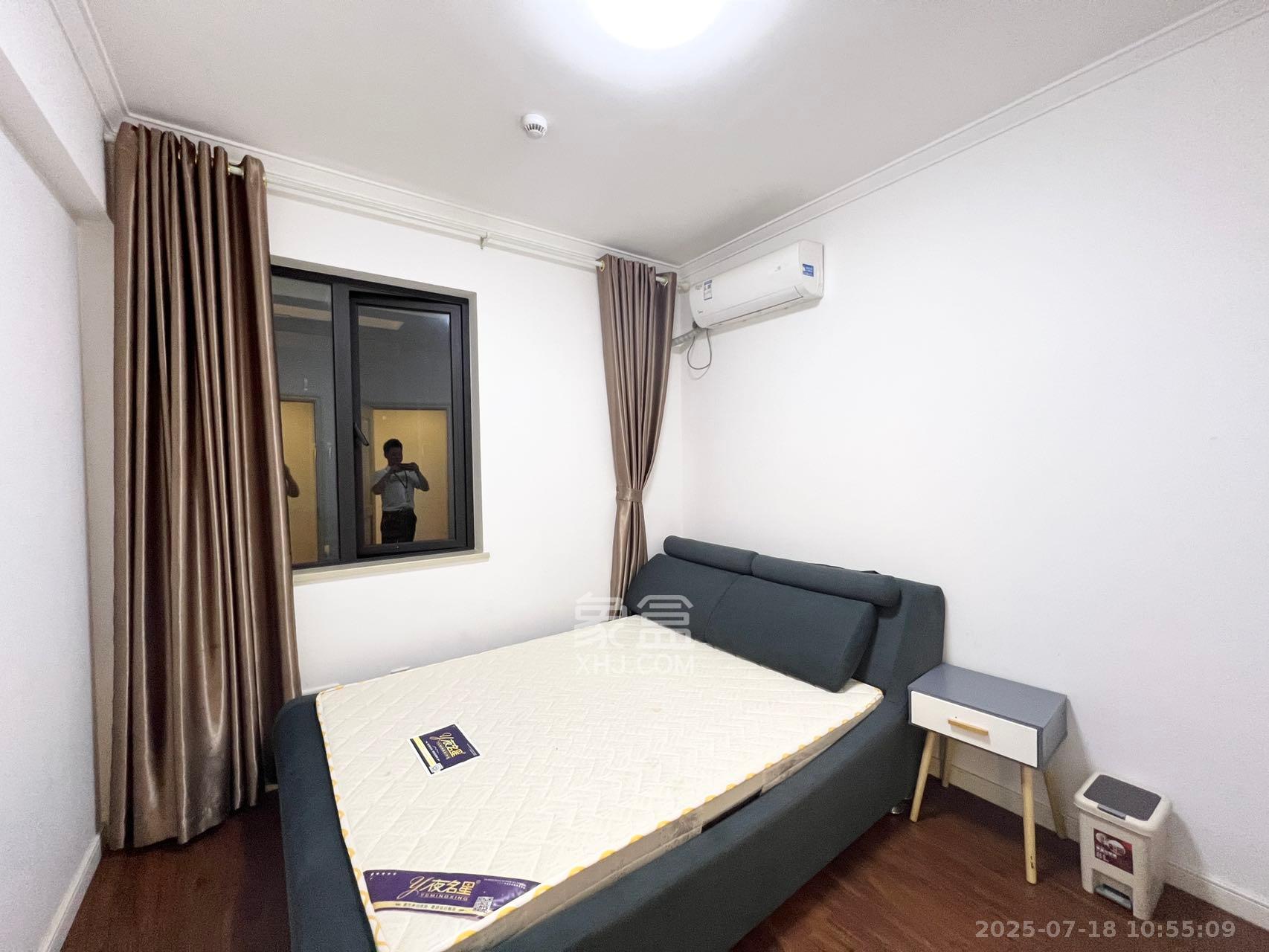 万科里金域国际  4室2厅2卫    4000.0元/月室内图